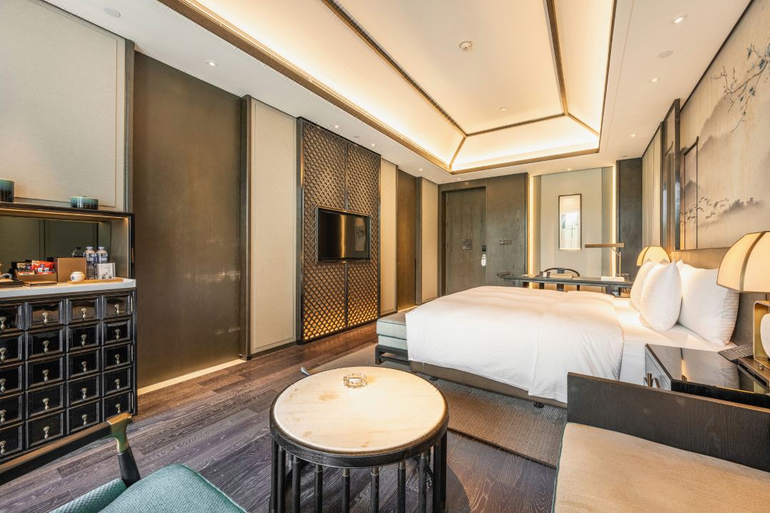 Double Deluxe with Views