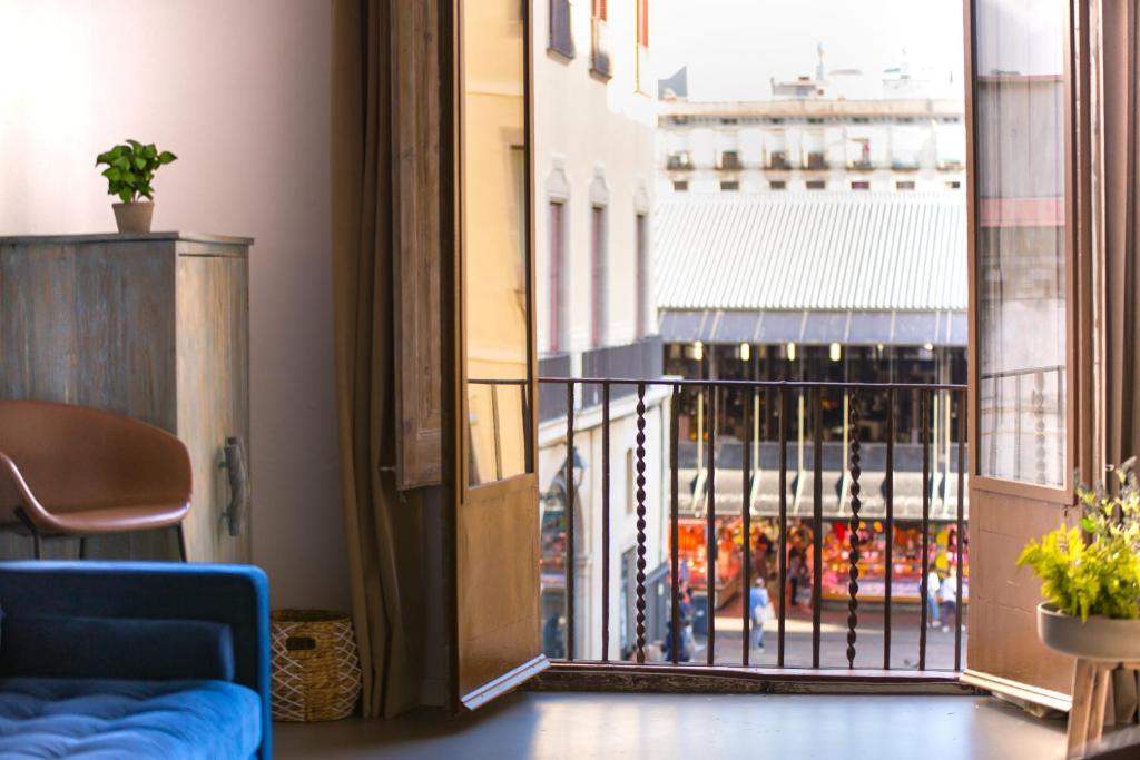 Apartment Capacity 6