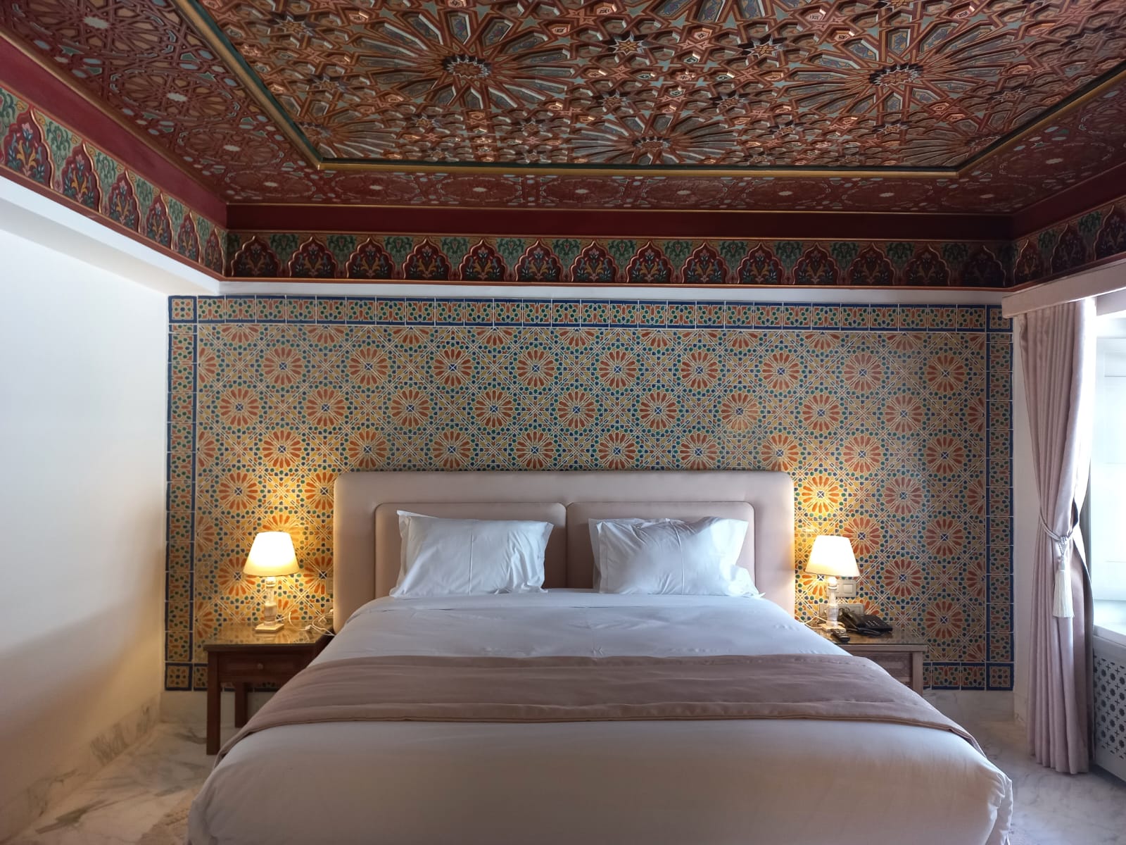 Double Deluxe One Bed