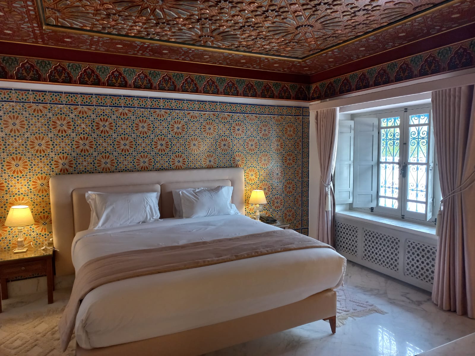 Double Deluxe One Bed