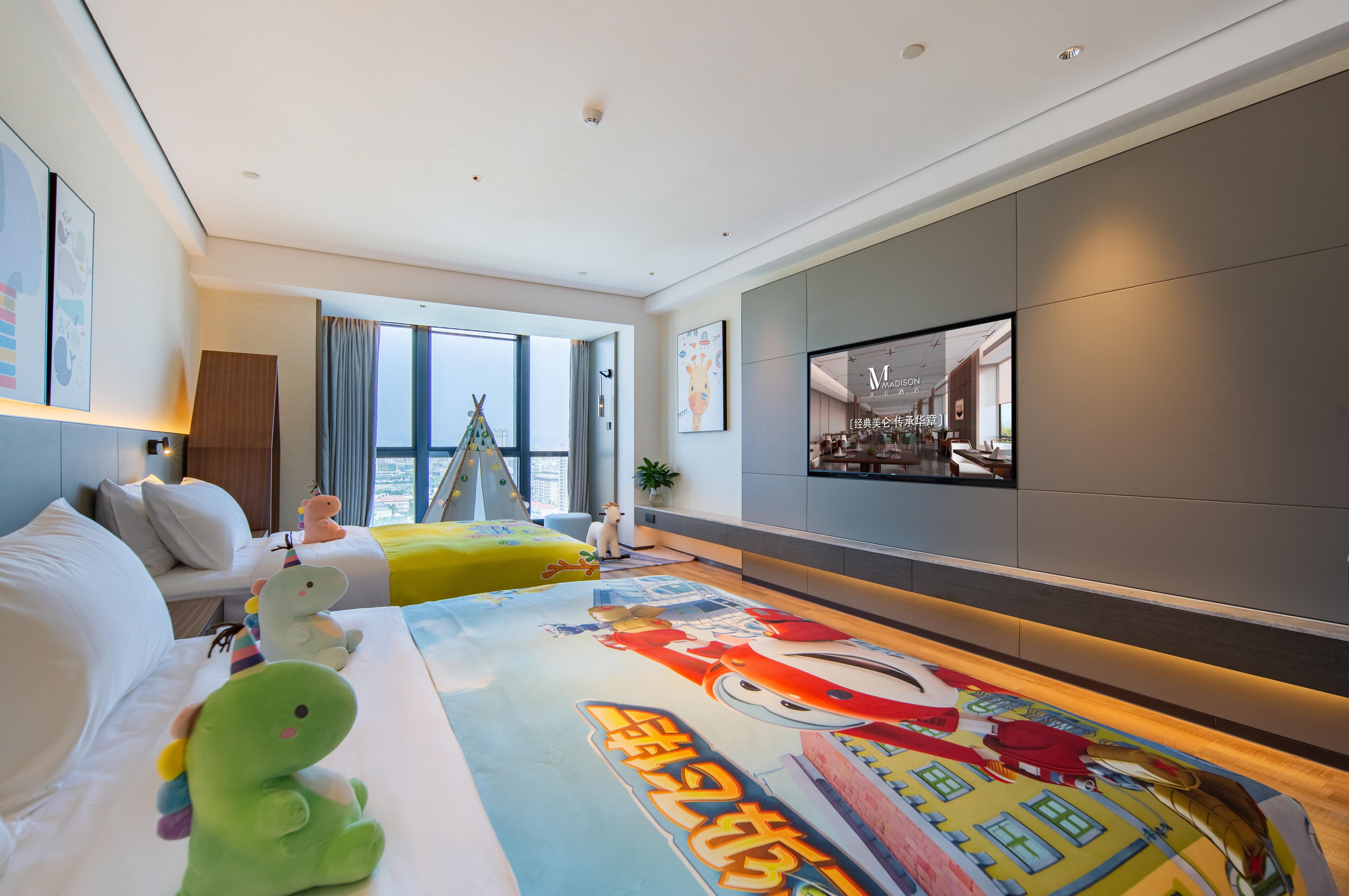 Family Room Standard