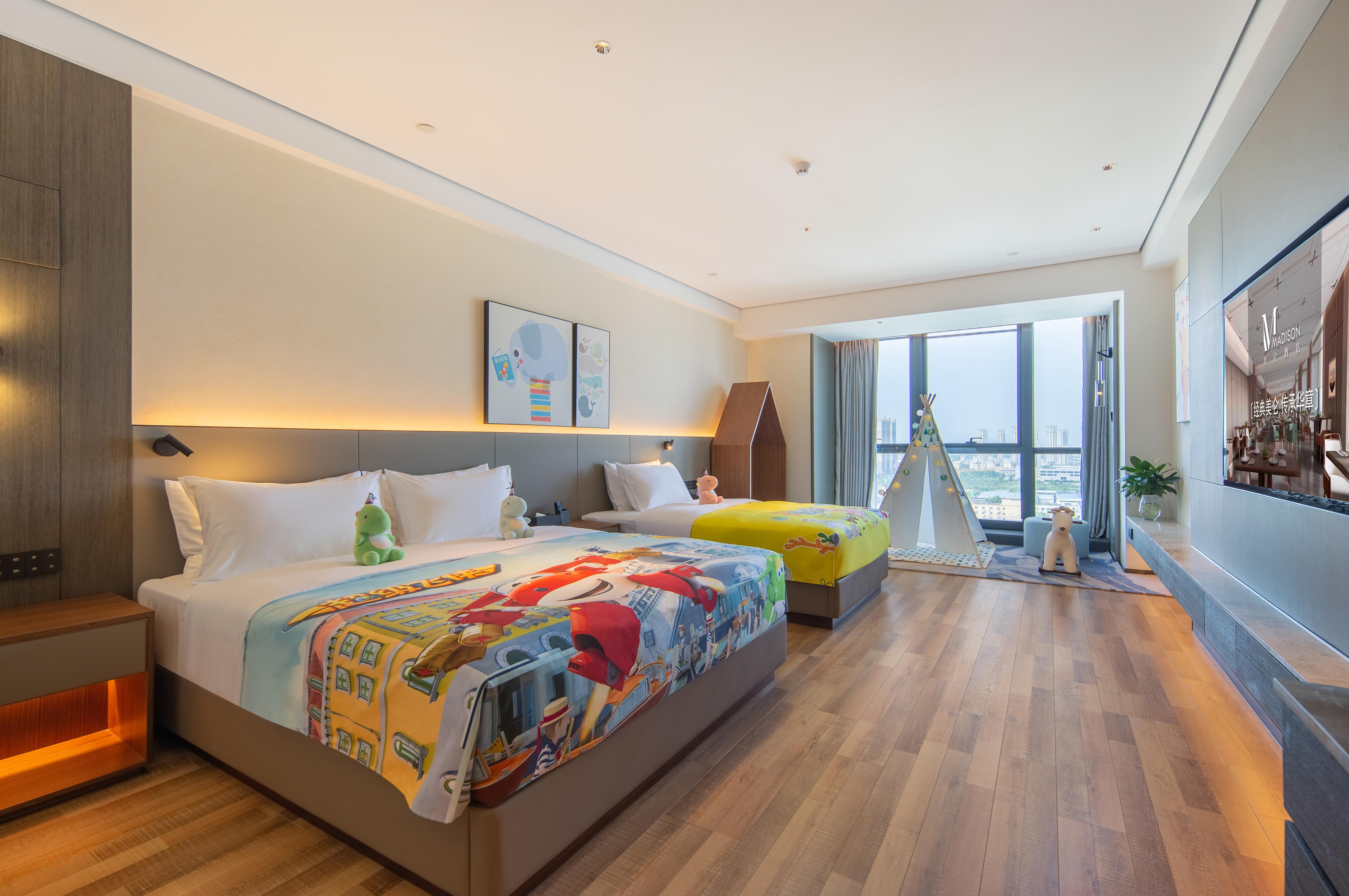 Family Room Standard