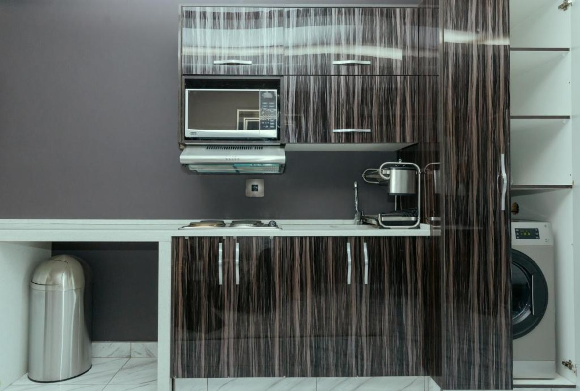 Quadruple Executive King Bed