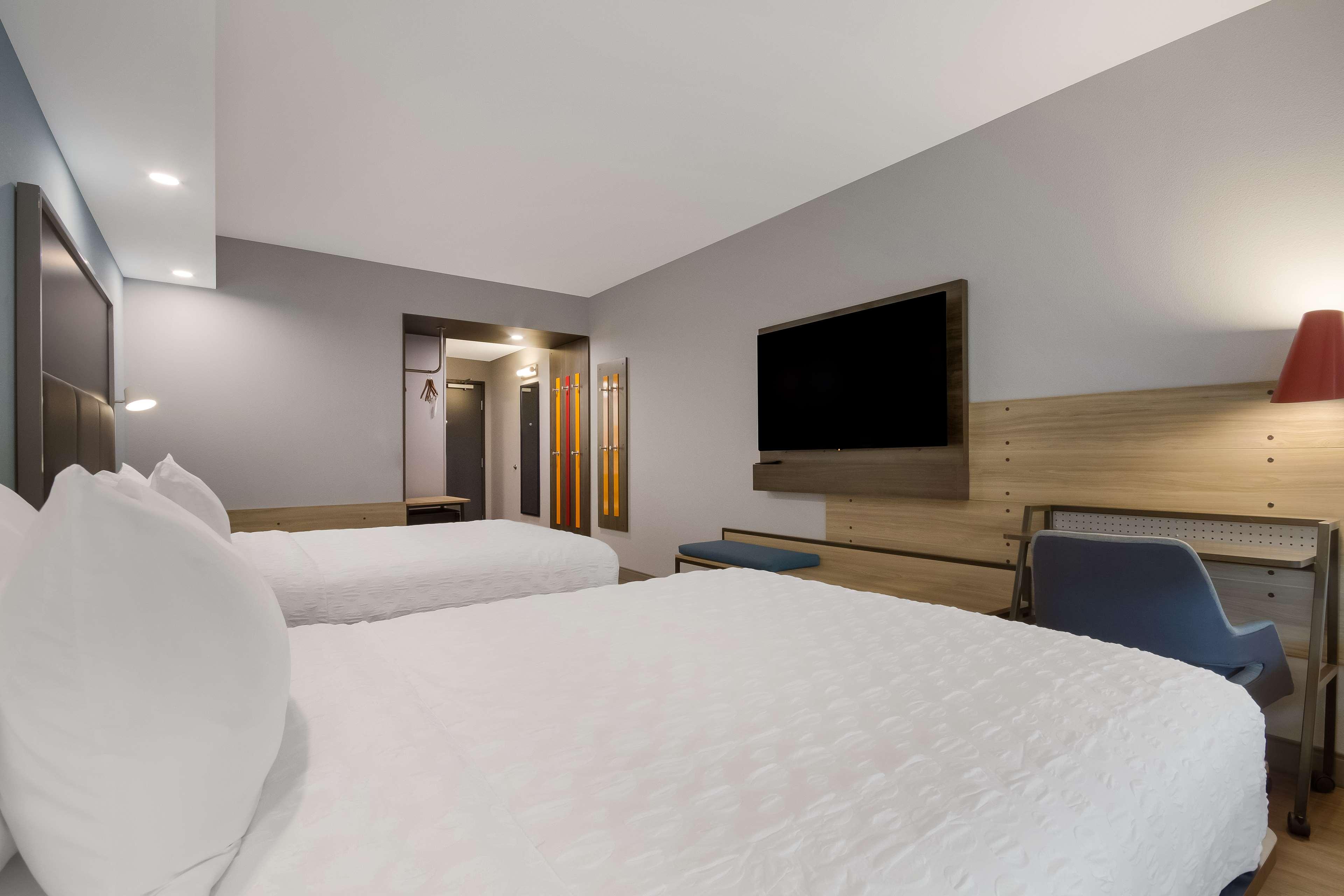 Double Two Queen Beds