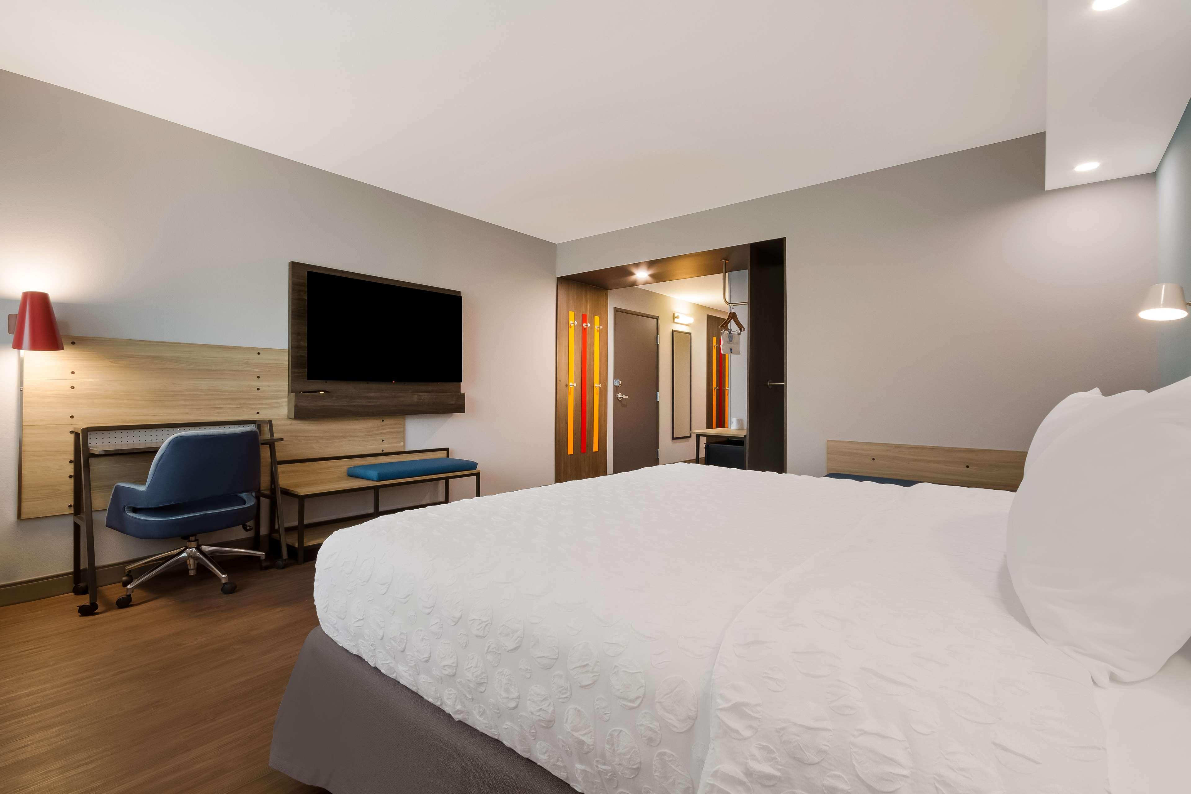 Double King Size Bed