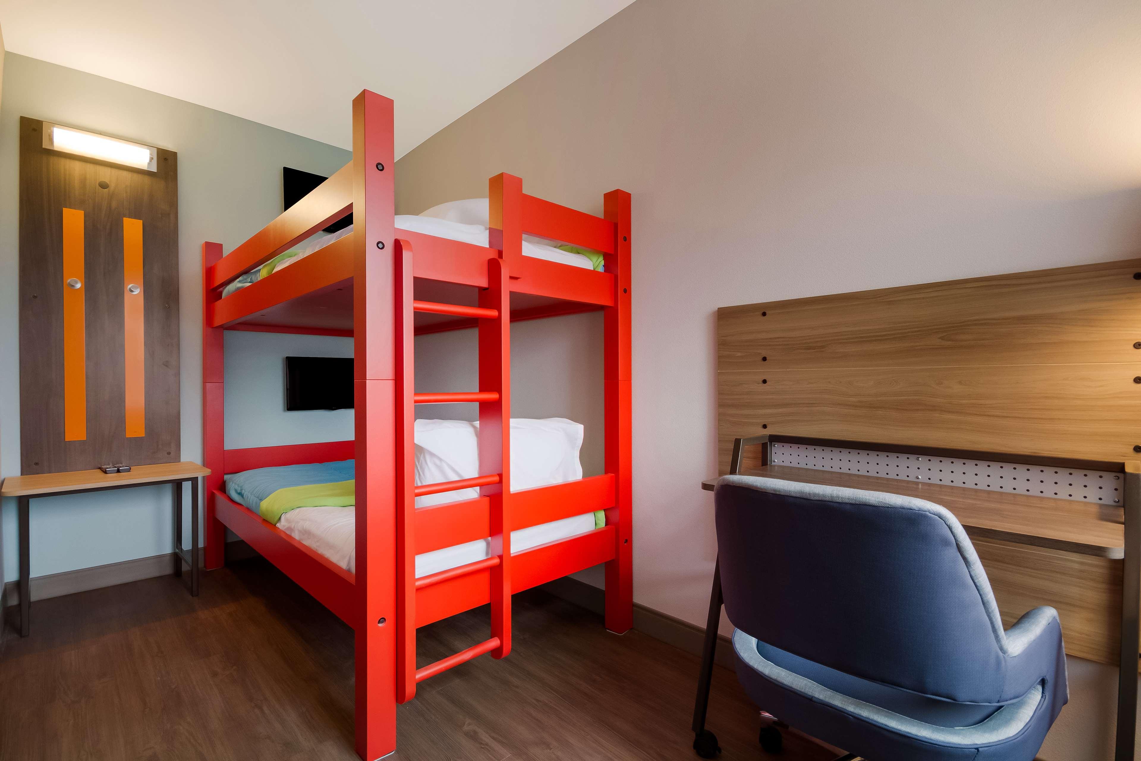 Suite Bunk Bed