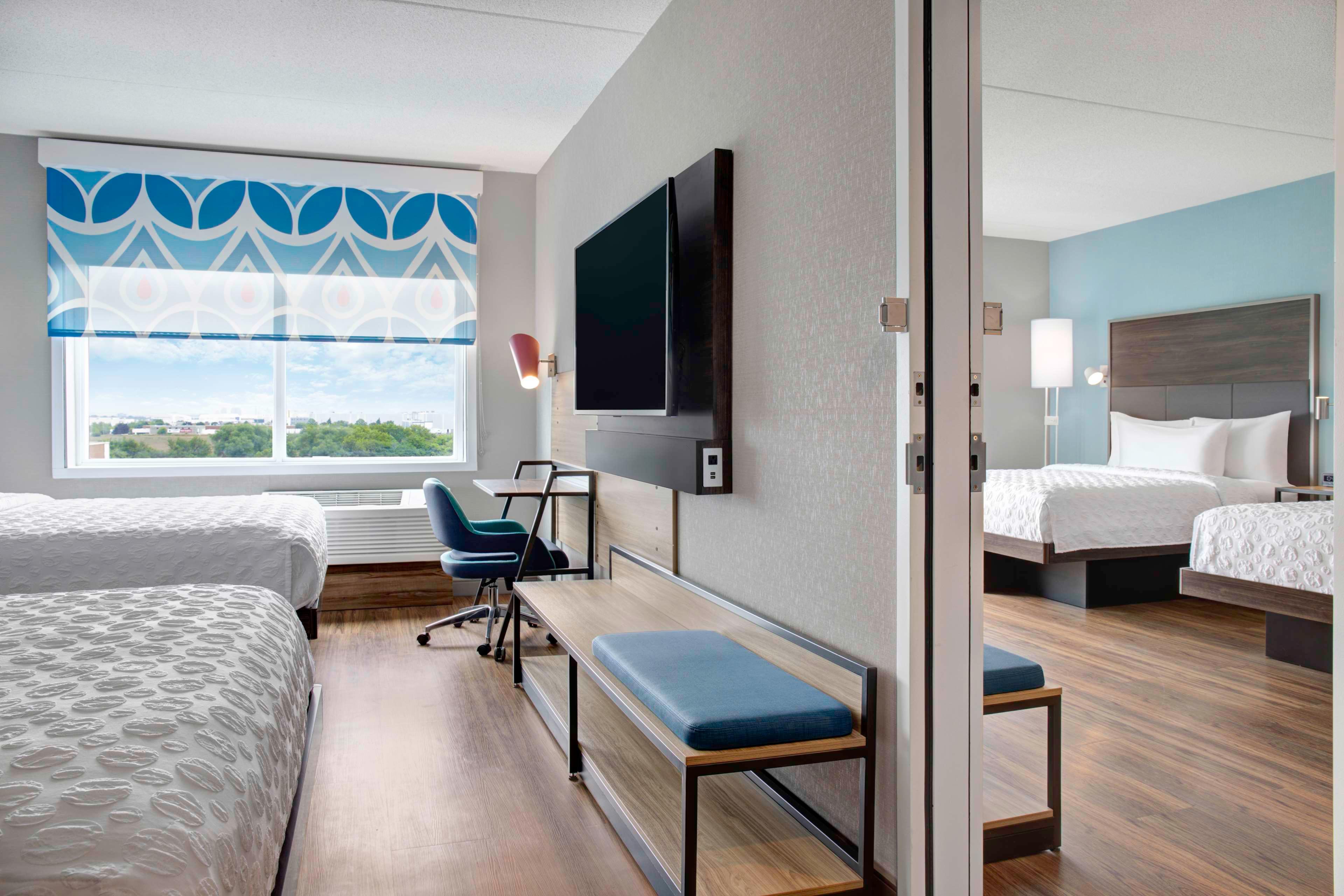 Double Two Queen Beds