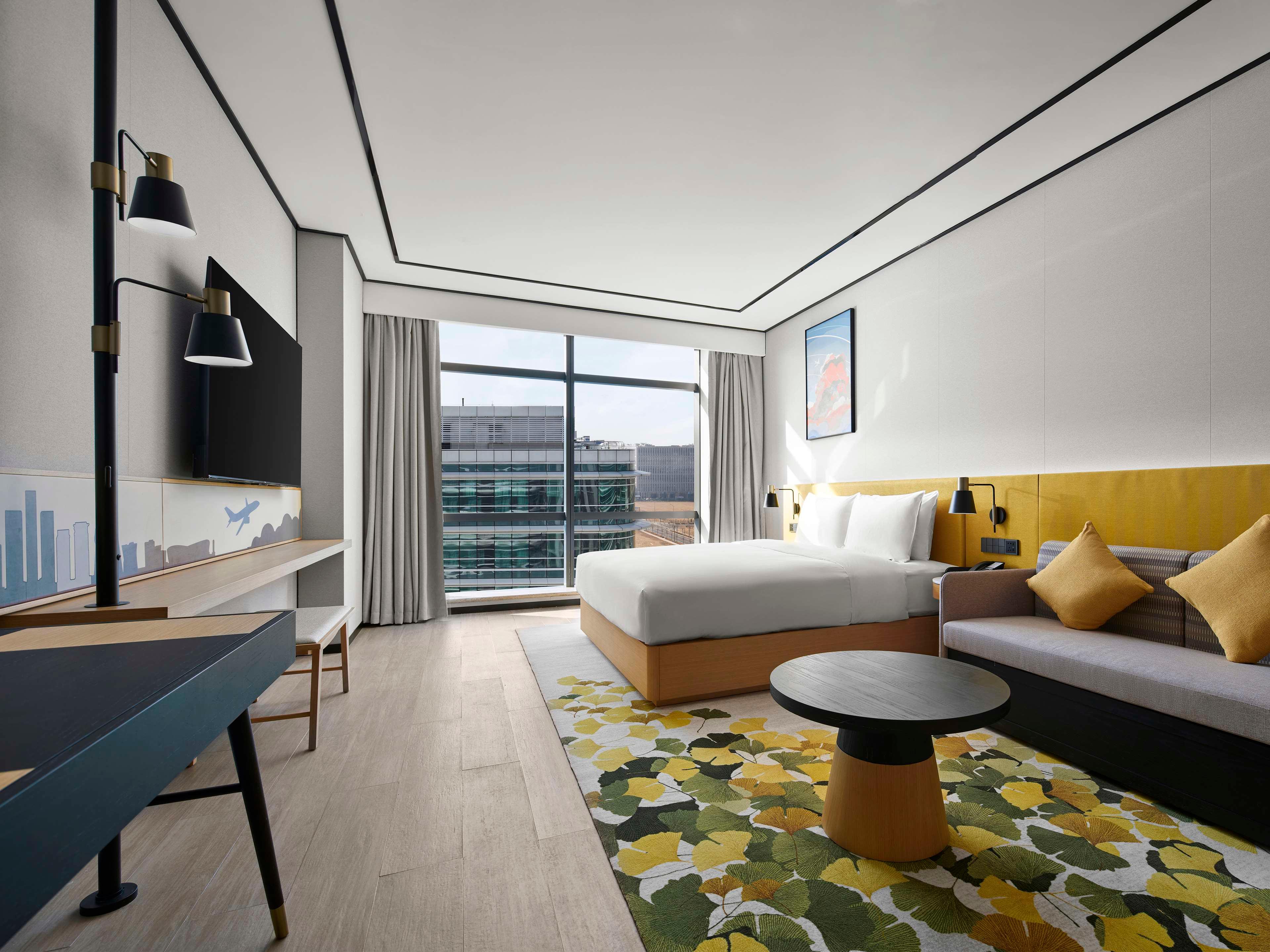 Double Guest Room King Bed