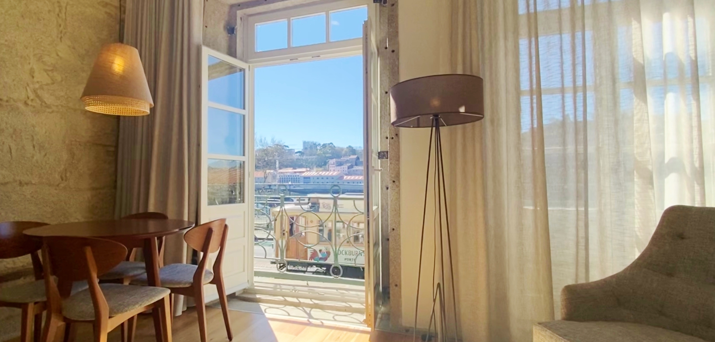 Apartment One Bedroom with Views