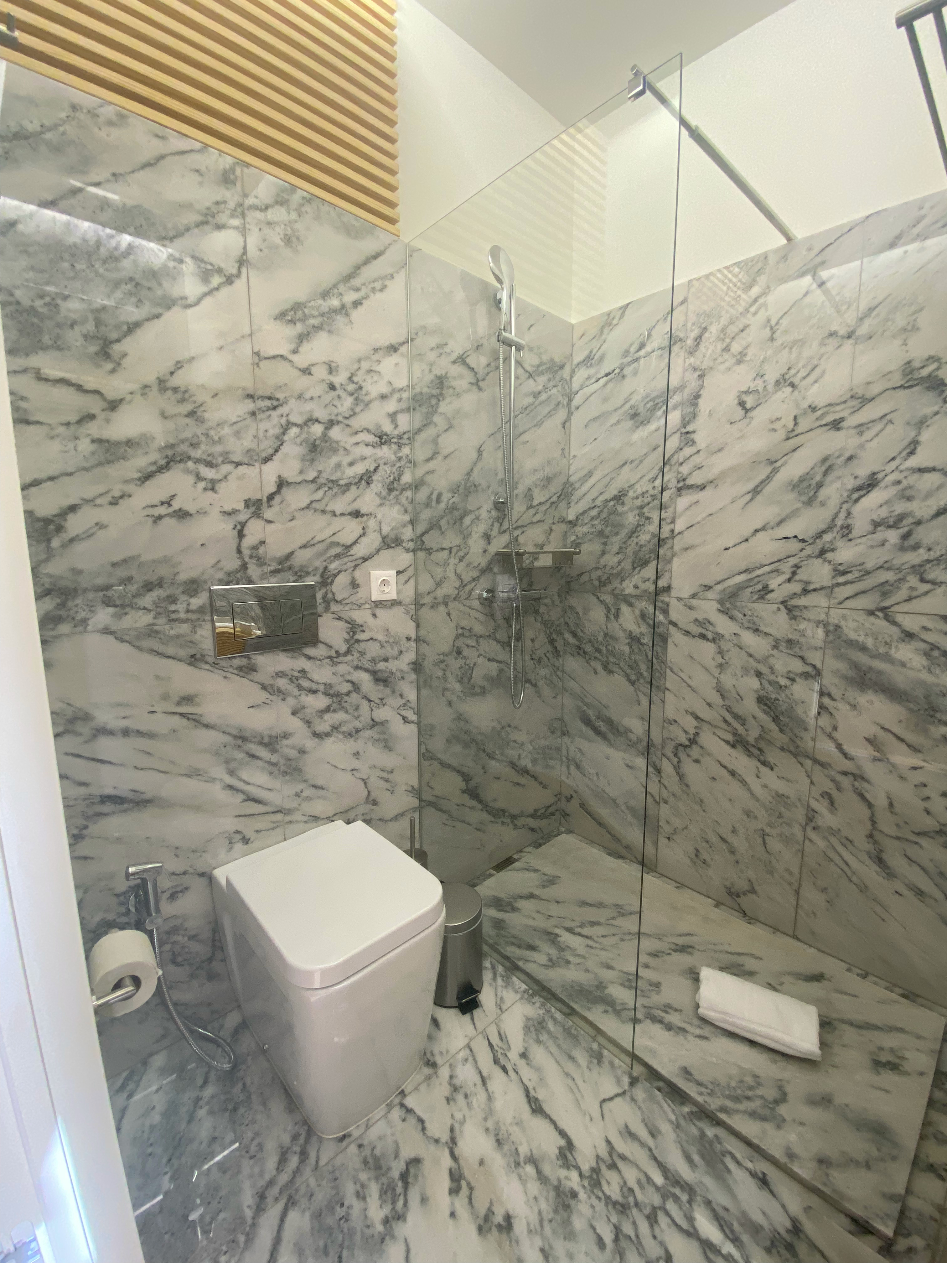 Apartment One Bedroom One Bathroom