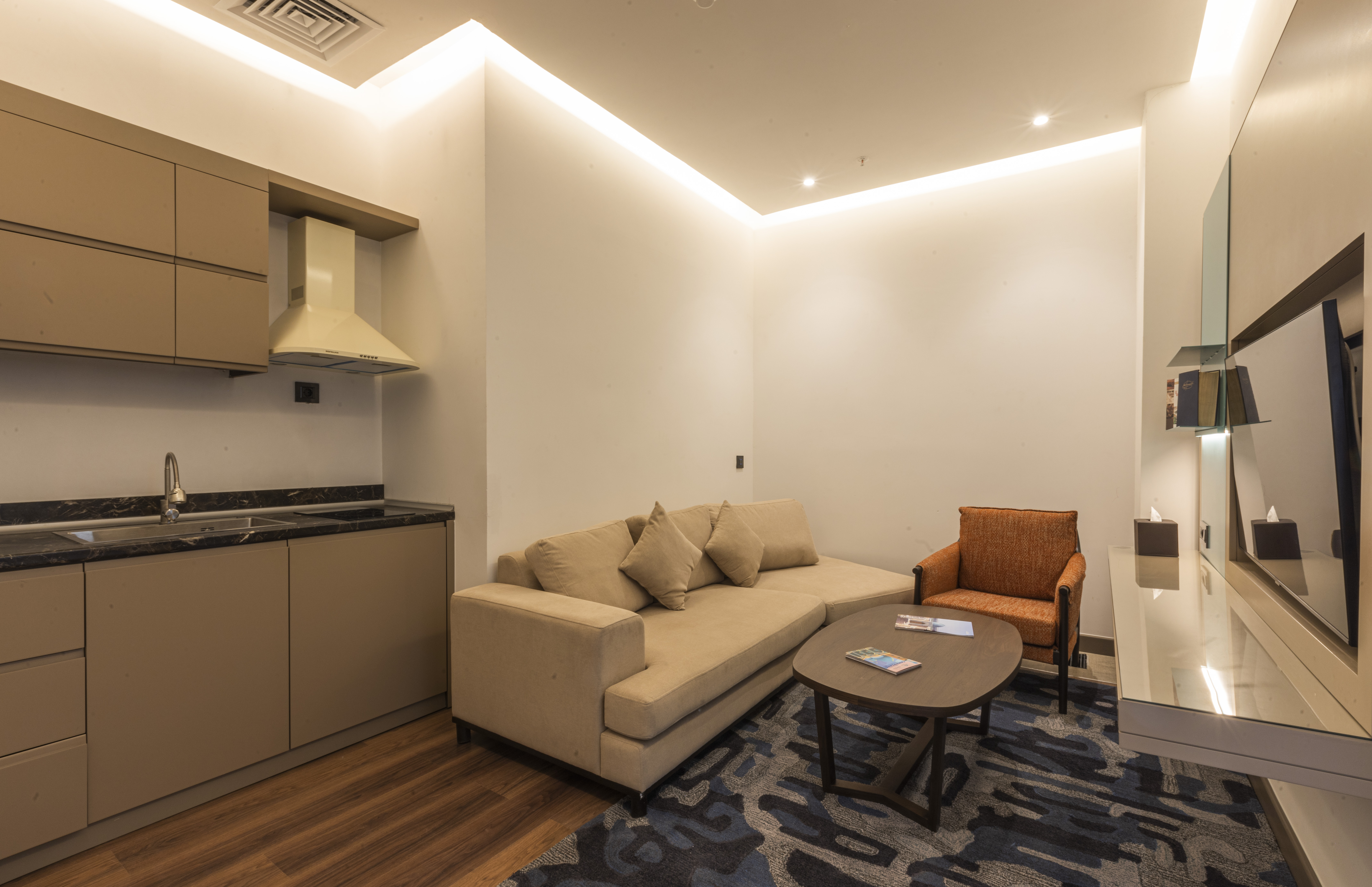 Double or Twin Deluxe with Kitchenette