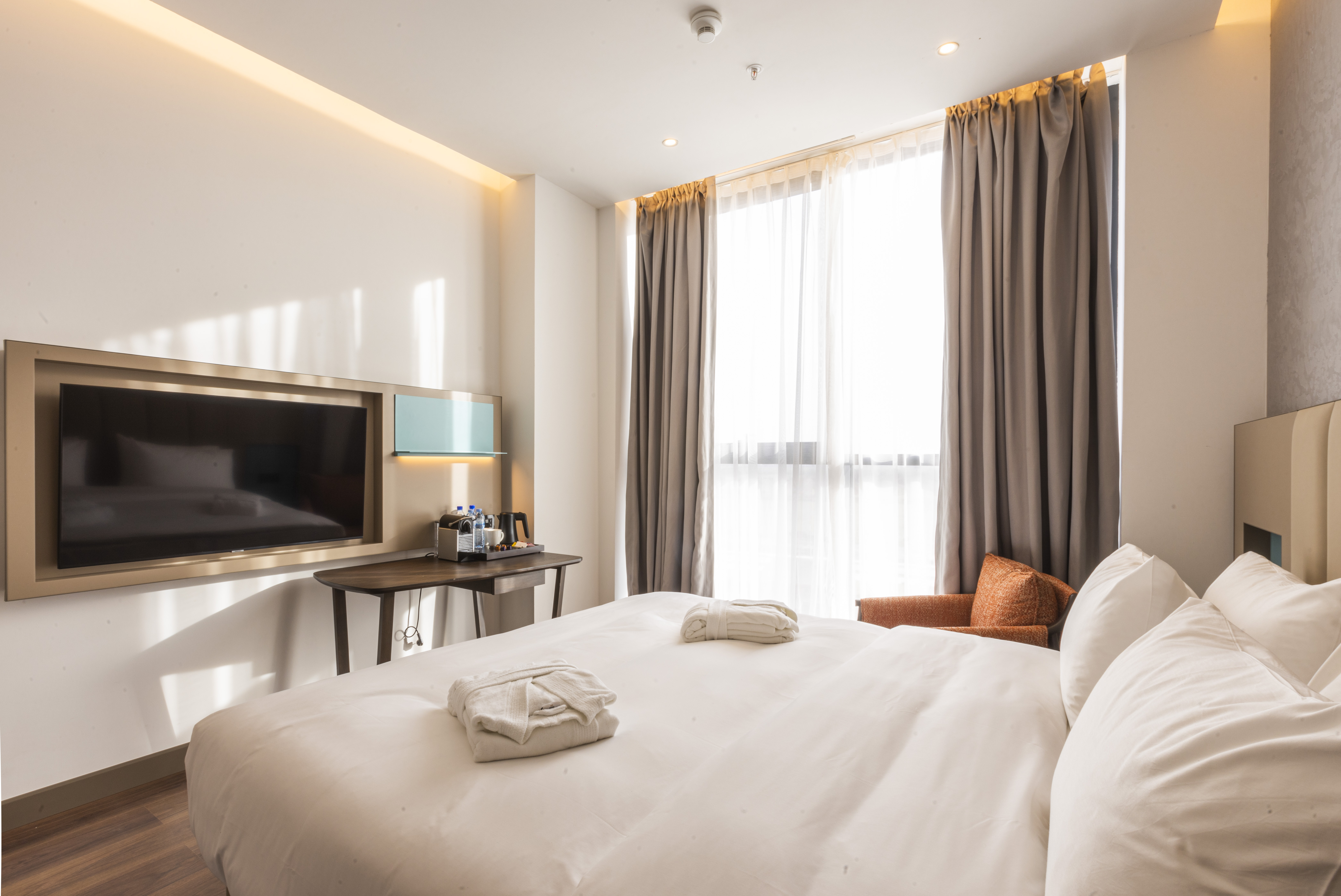 Double or Twin Classic with Views