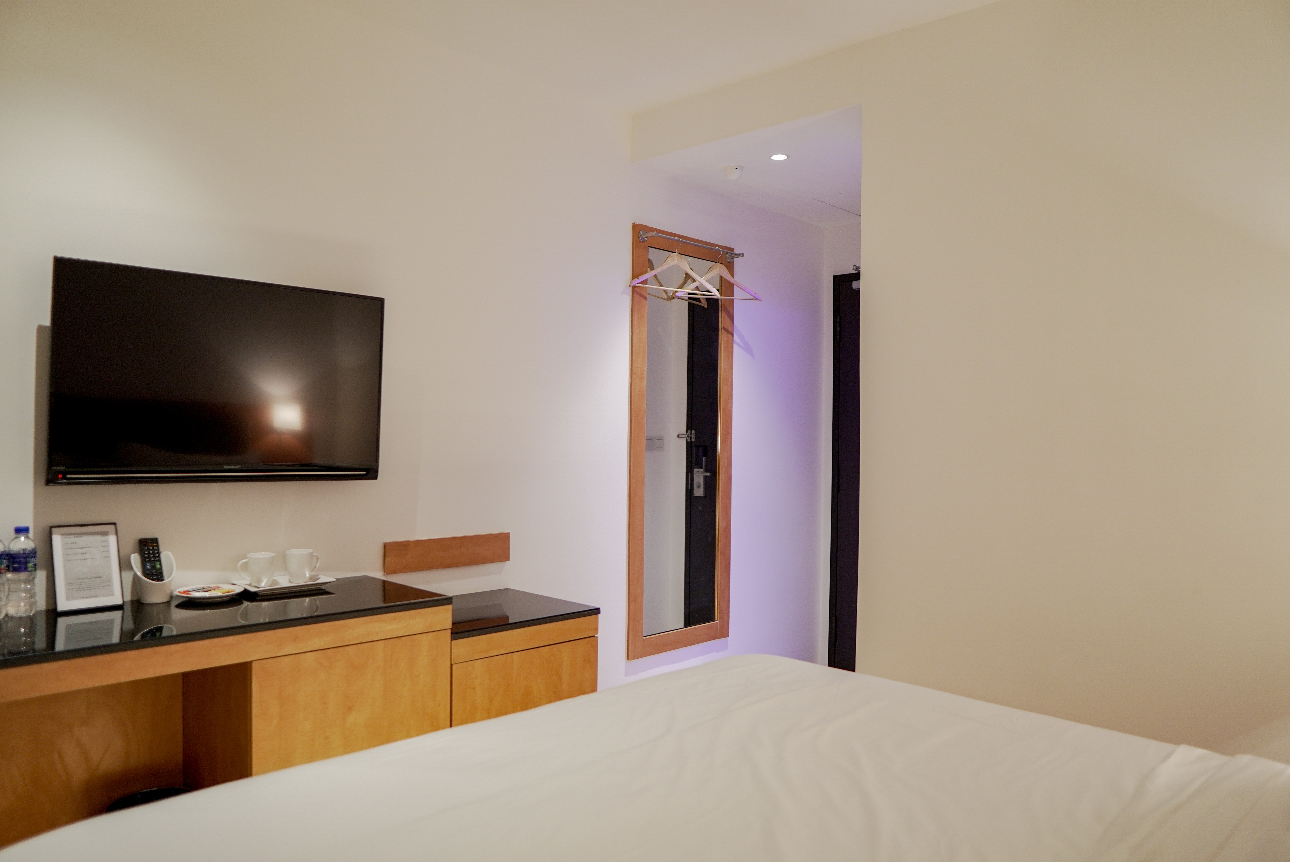 Double King Bed One Bedroom 