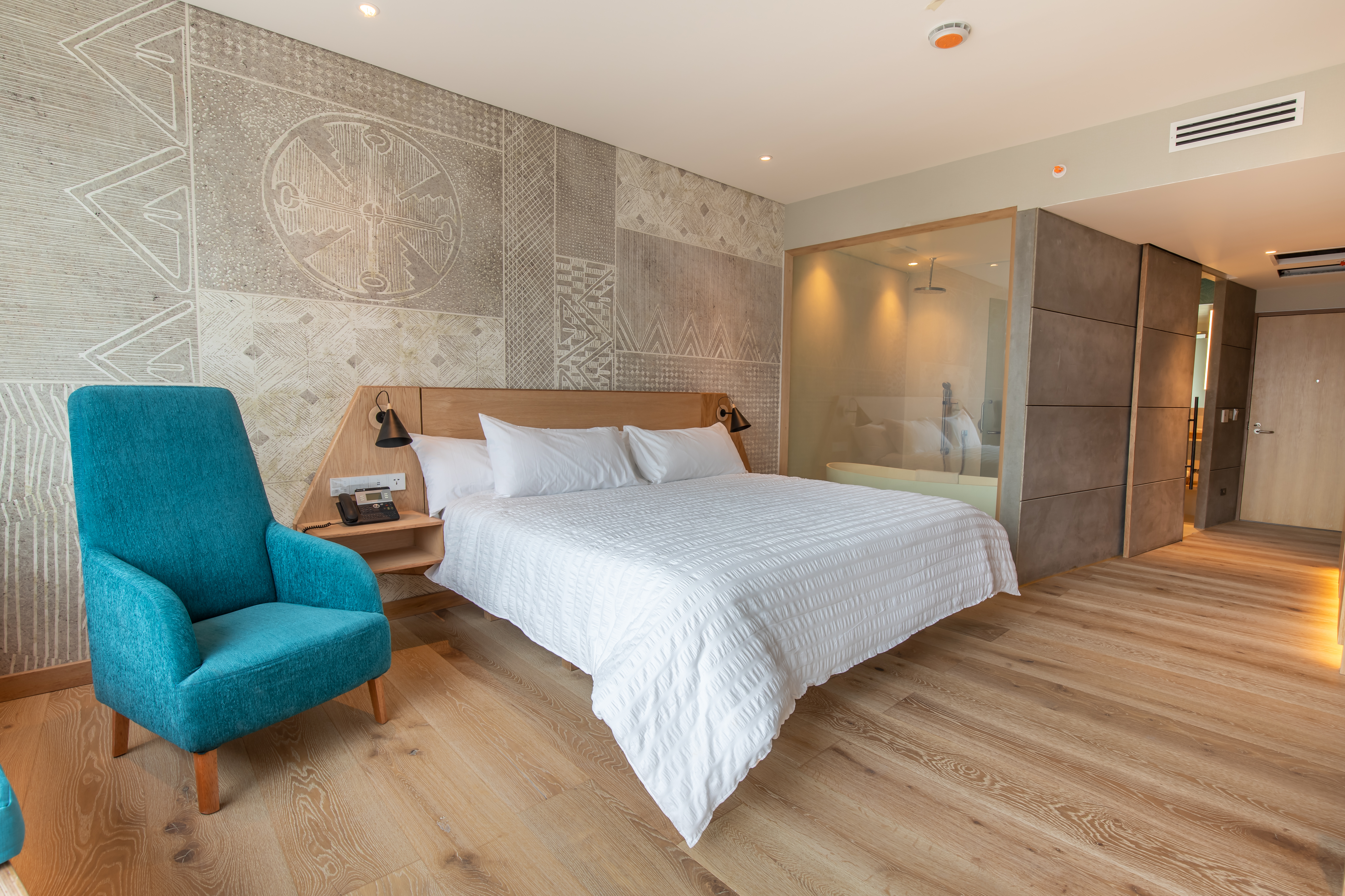 Room King Bed One Bedroom 