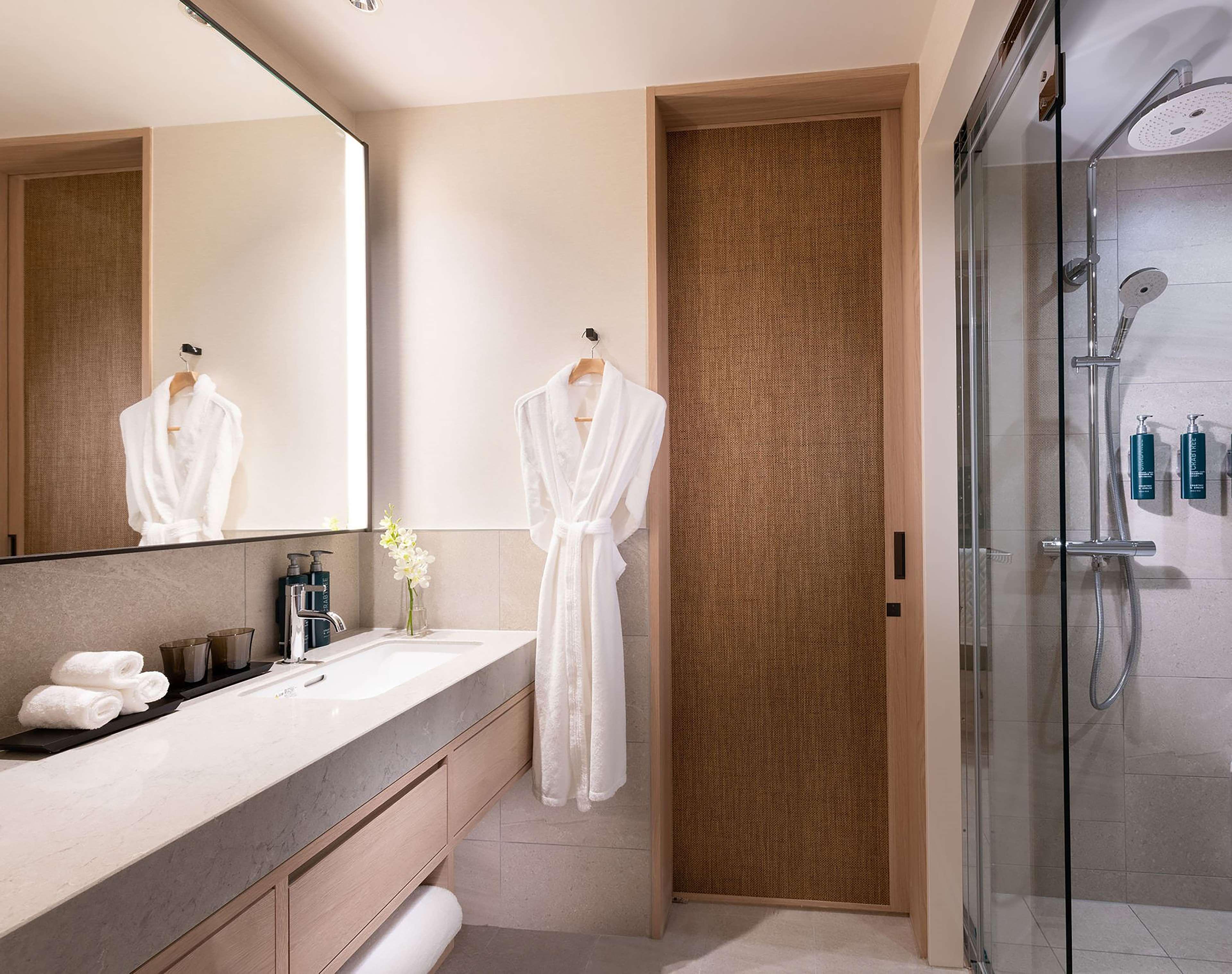 Double Executive King Bed