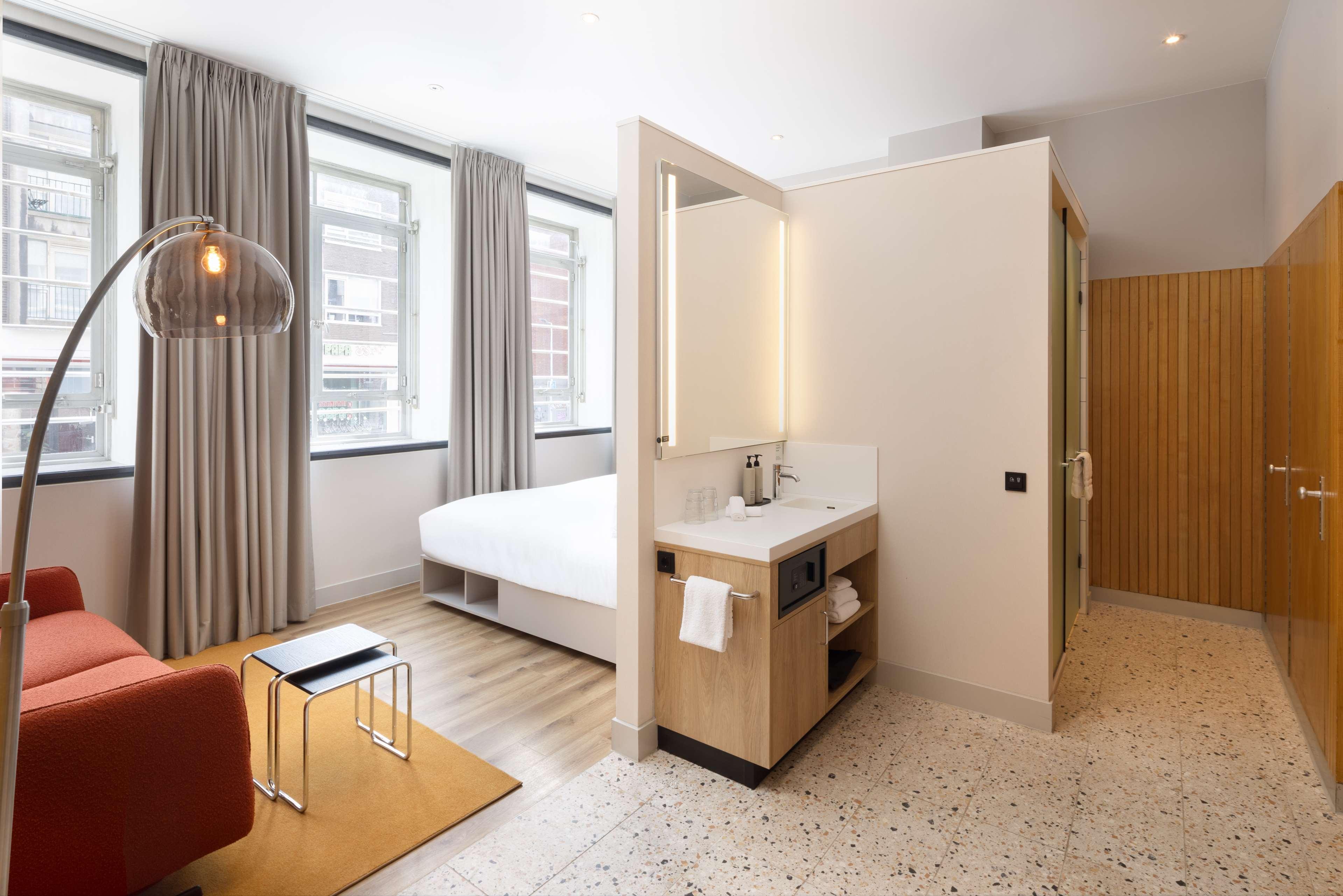 Double King Size Bed