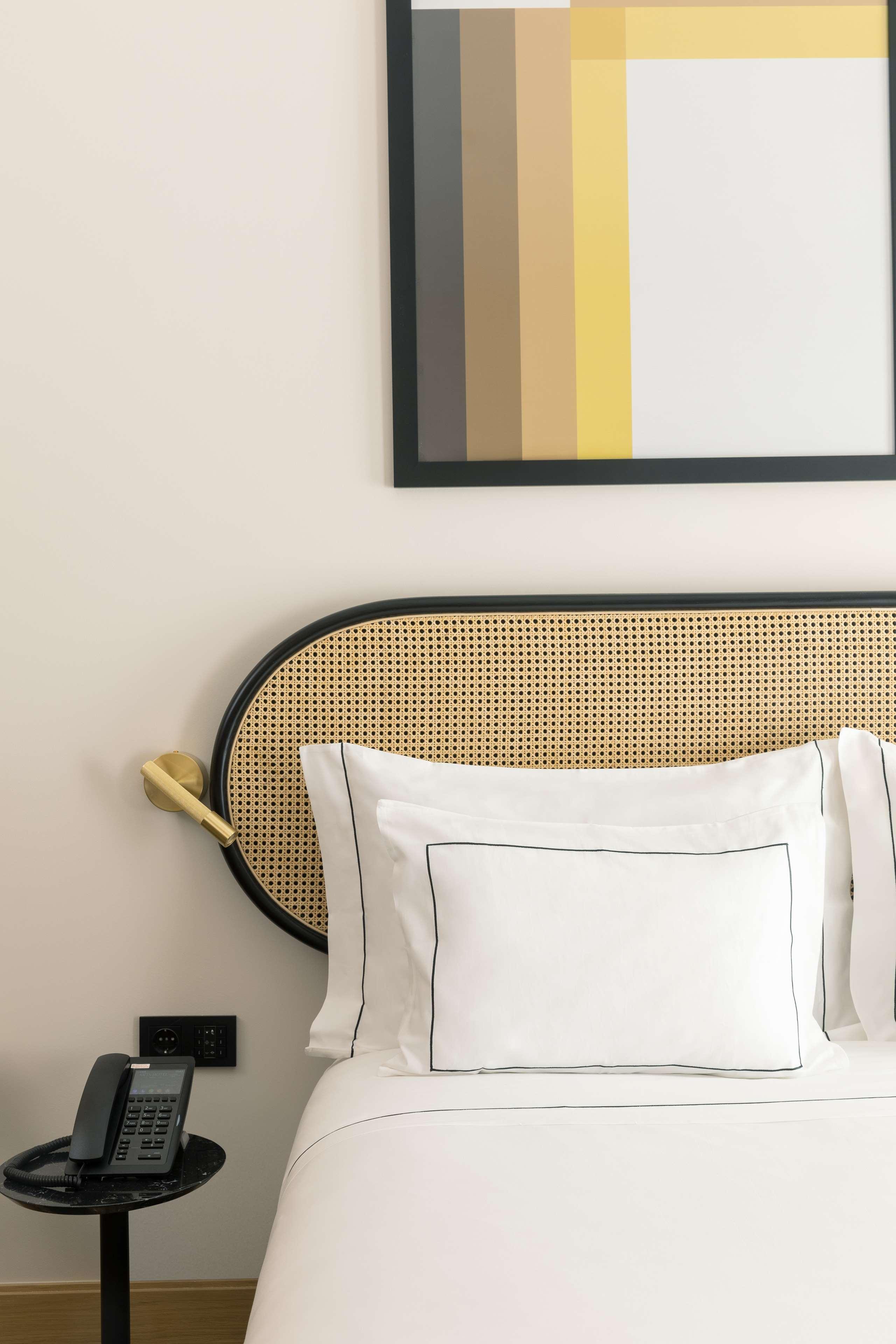 Room Guest Room Queen Bed