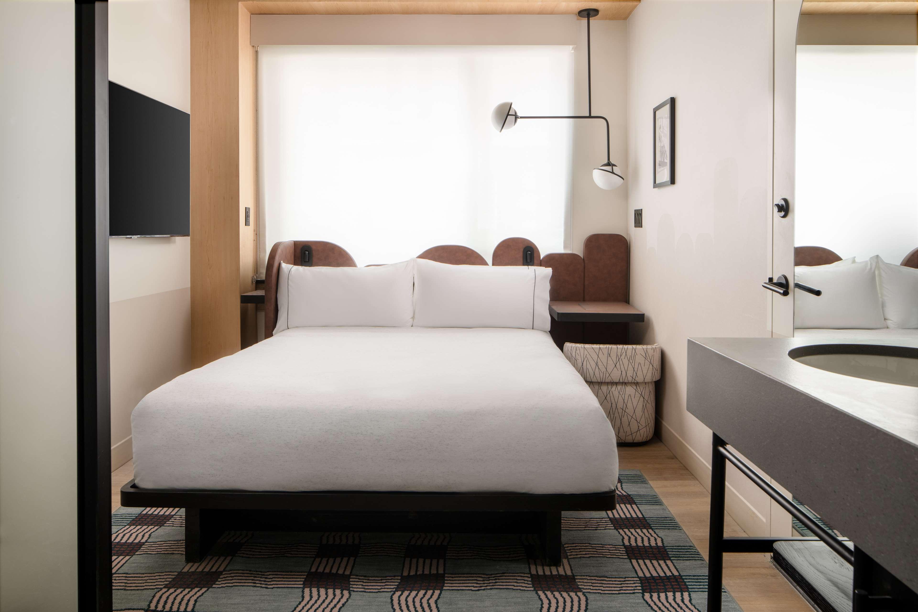 Double Queen Size Bed