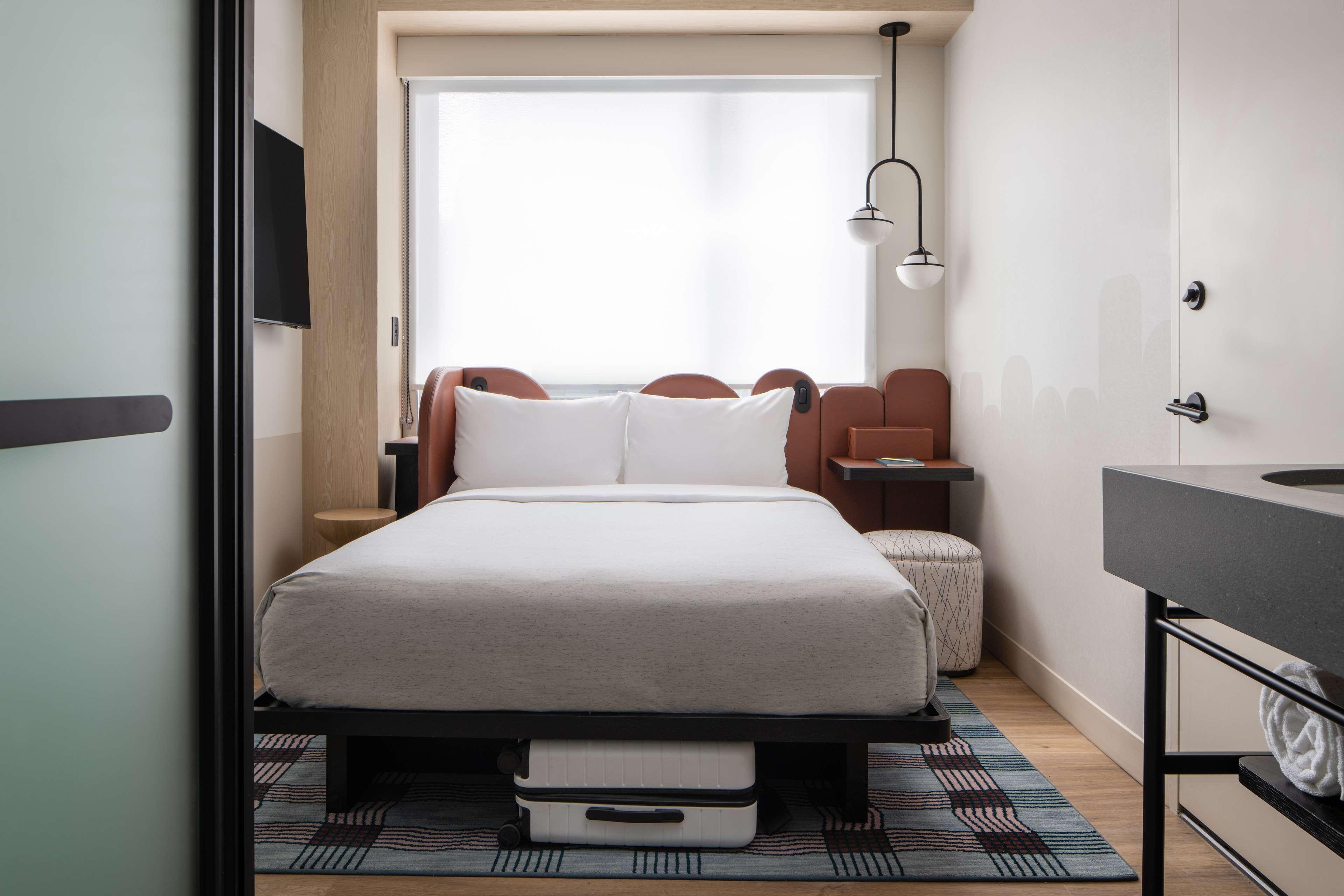 Double Queen Size Bed