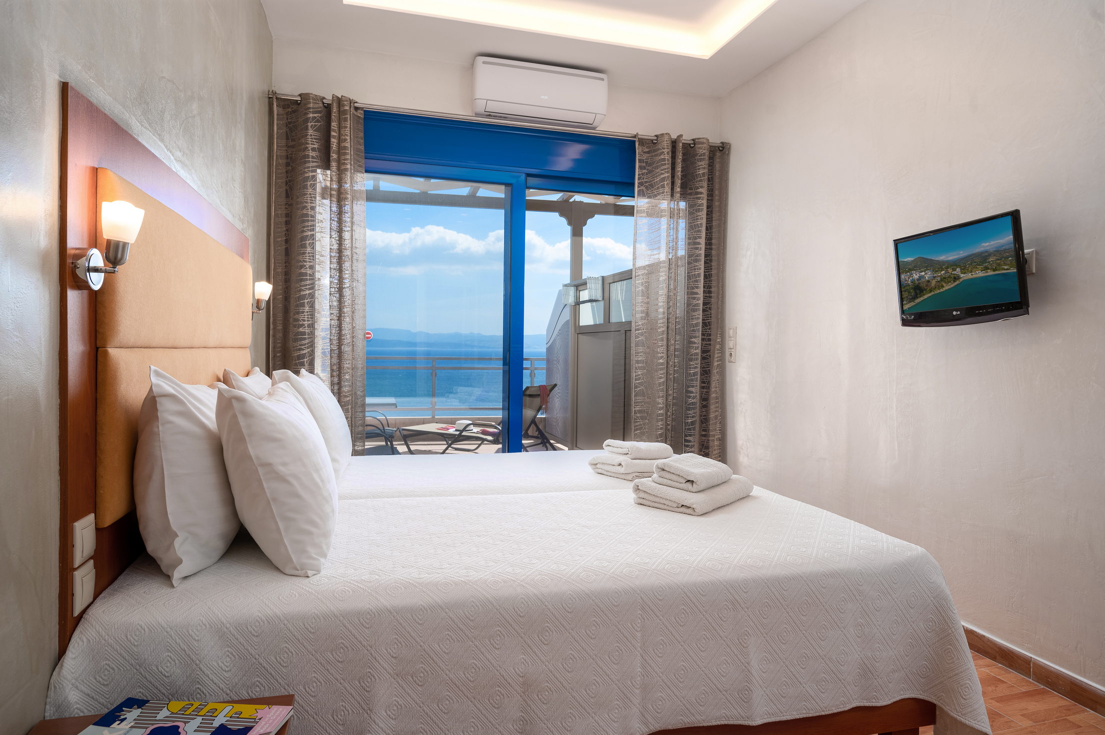 Double or Twin Superior Sea View