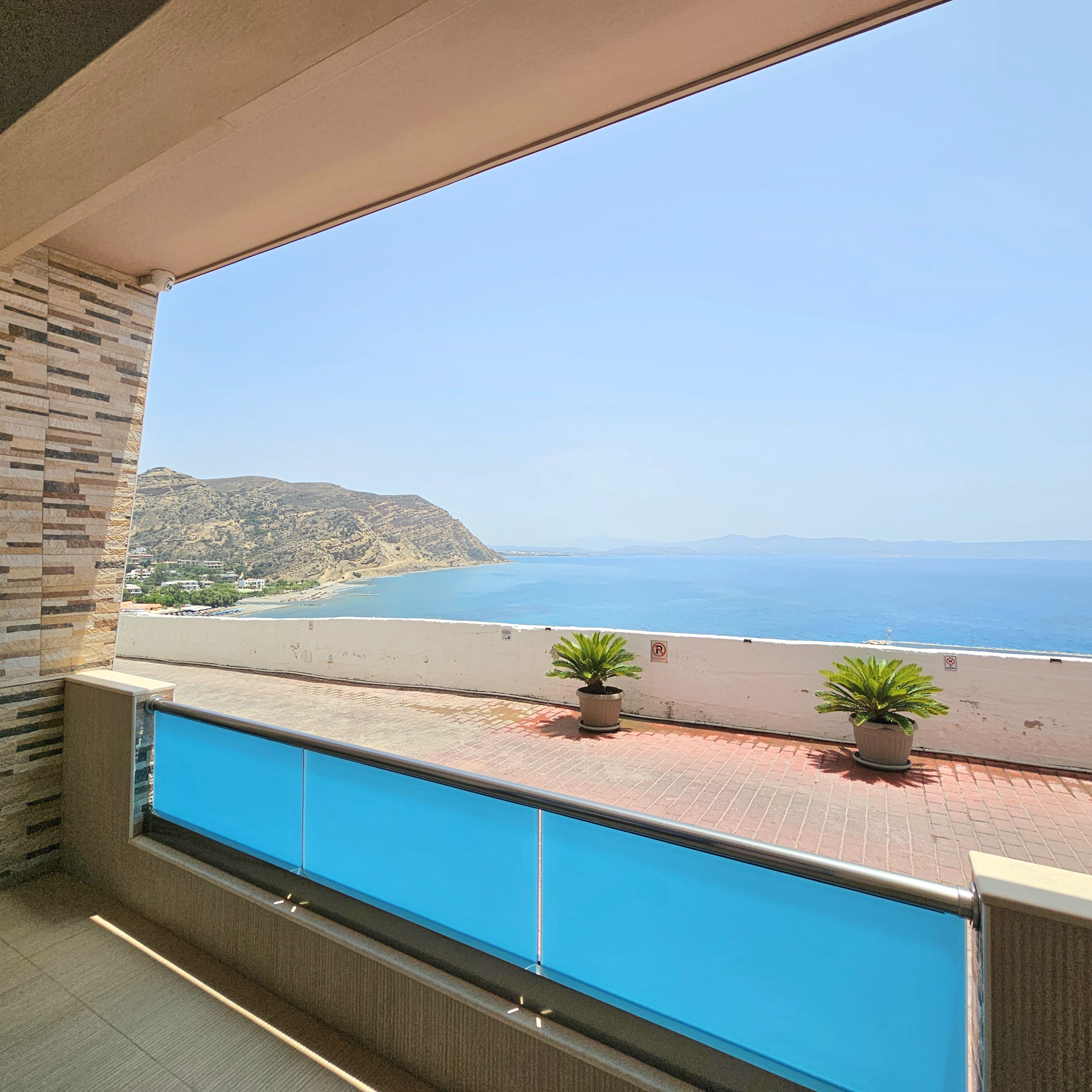 Junior Suite Side Sea View