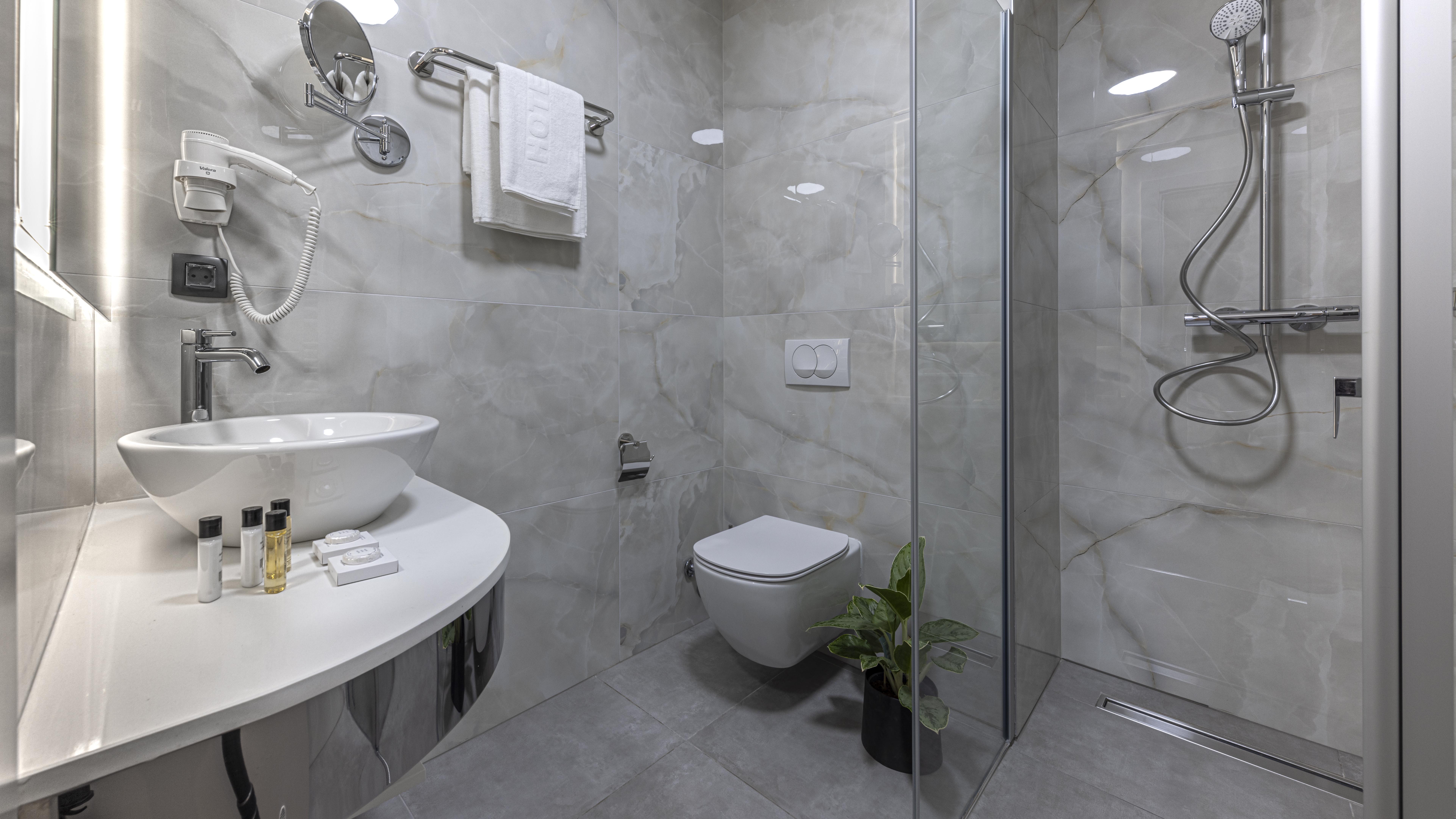 Double Single Superior