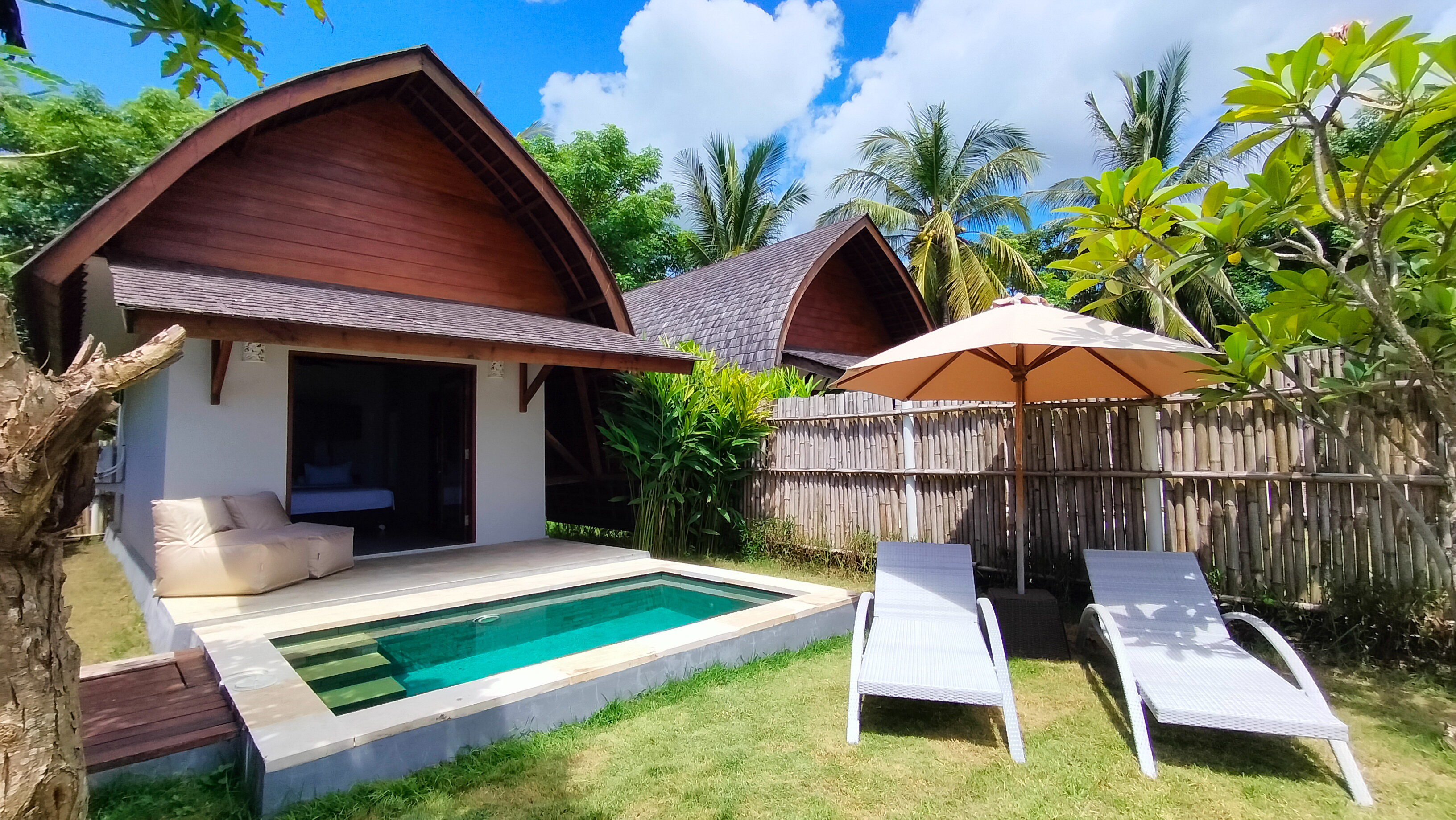 Bungalow Ocean Front One Bedroom