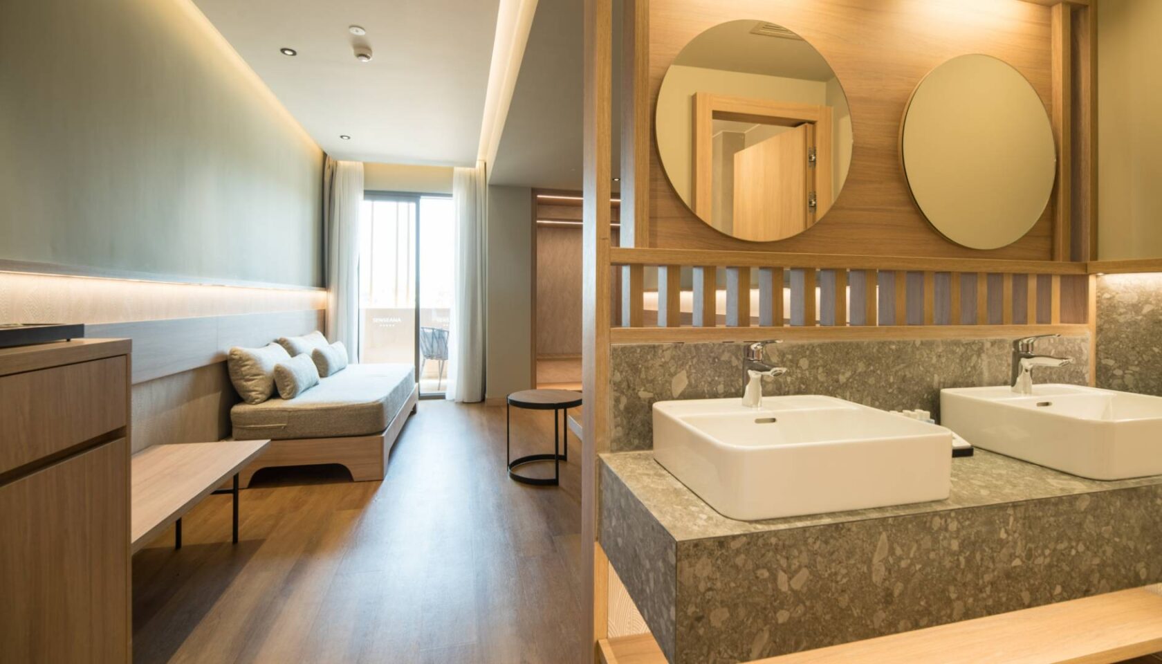 Family Room Garden View