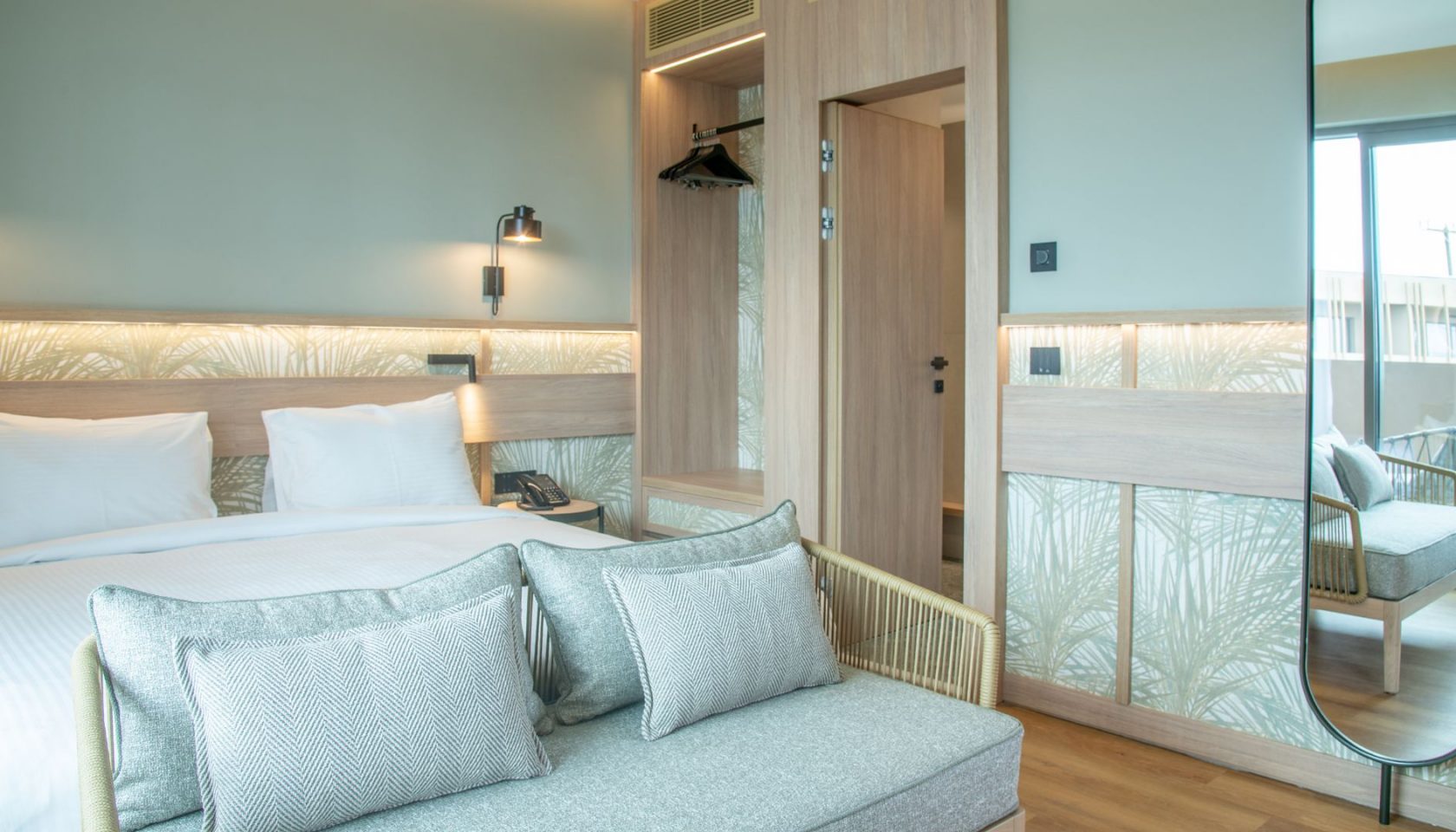 Double with Private Pool