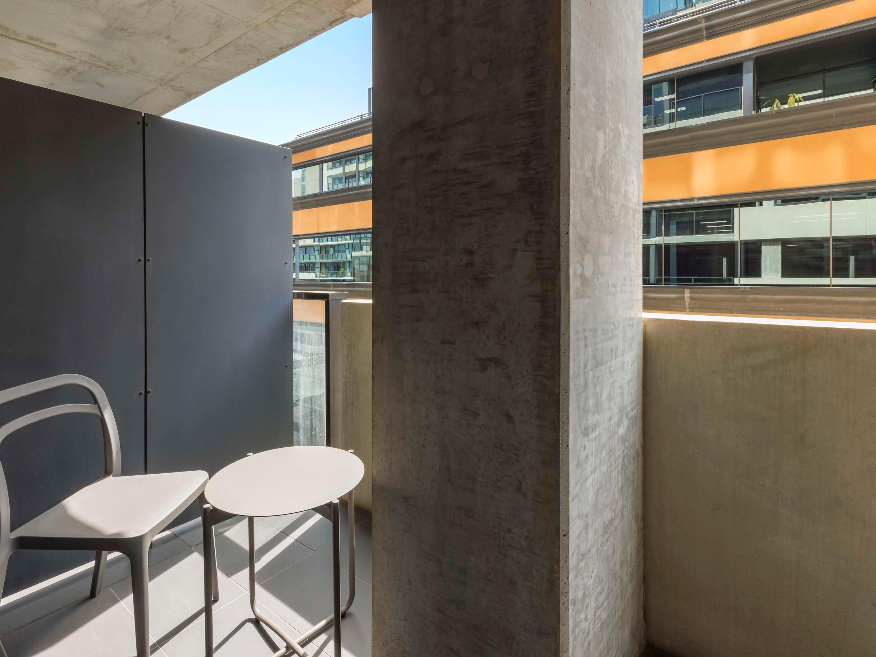 Suite Classic King Bed