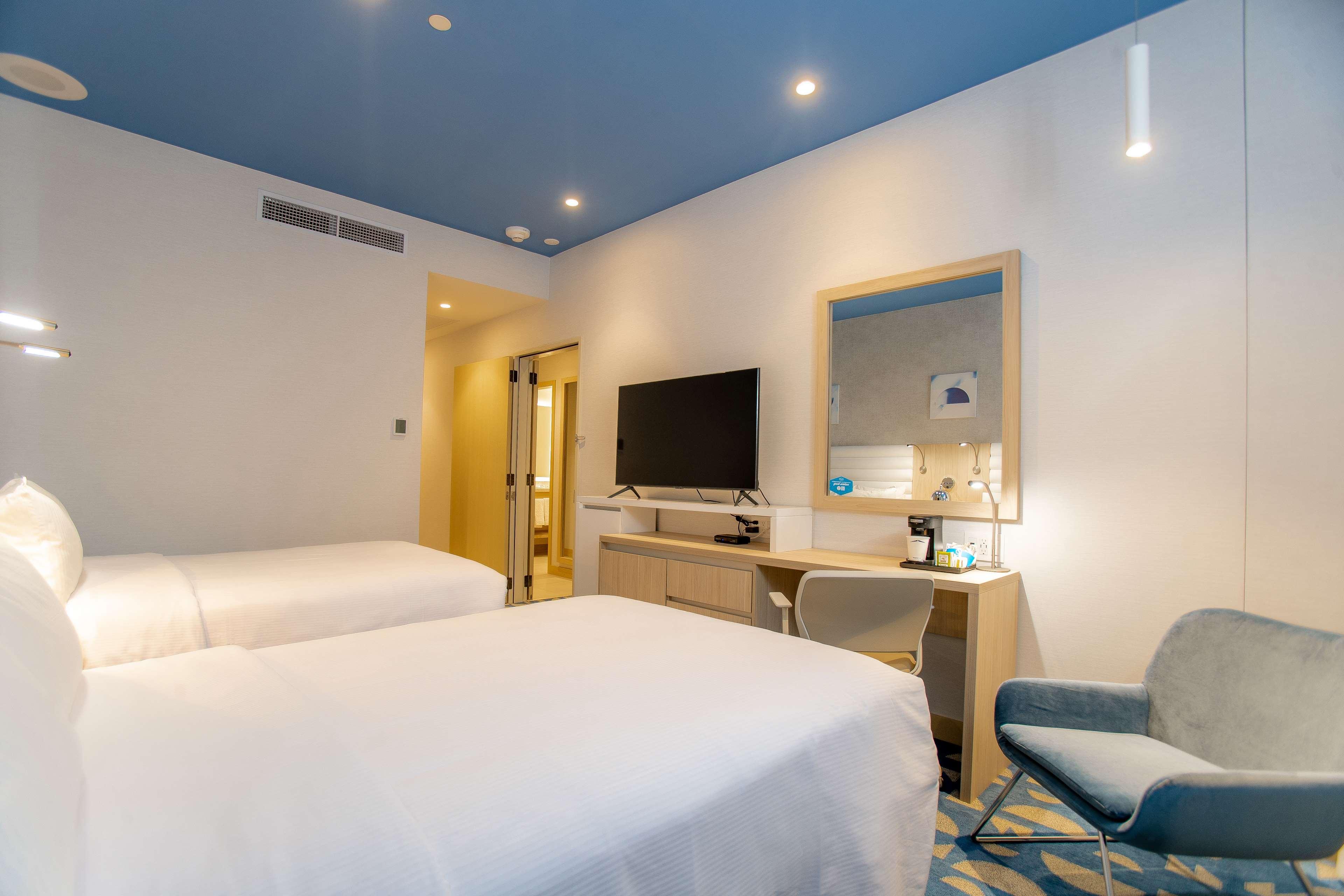 Double Two Double Beds Non Smoking