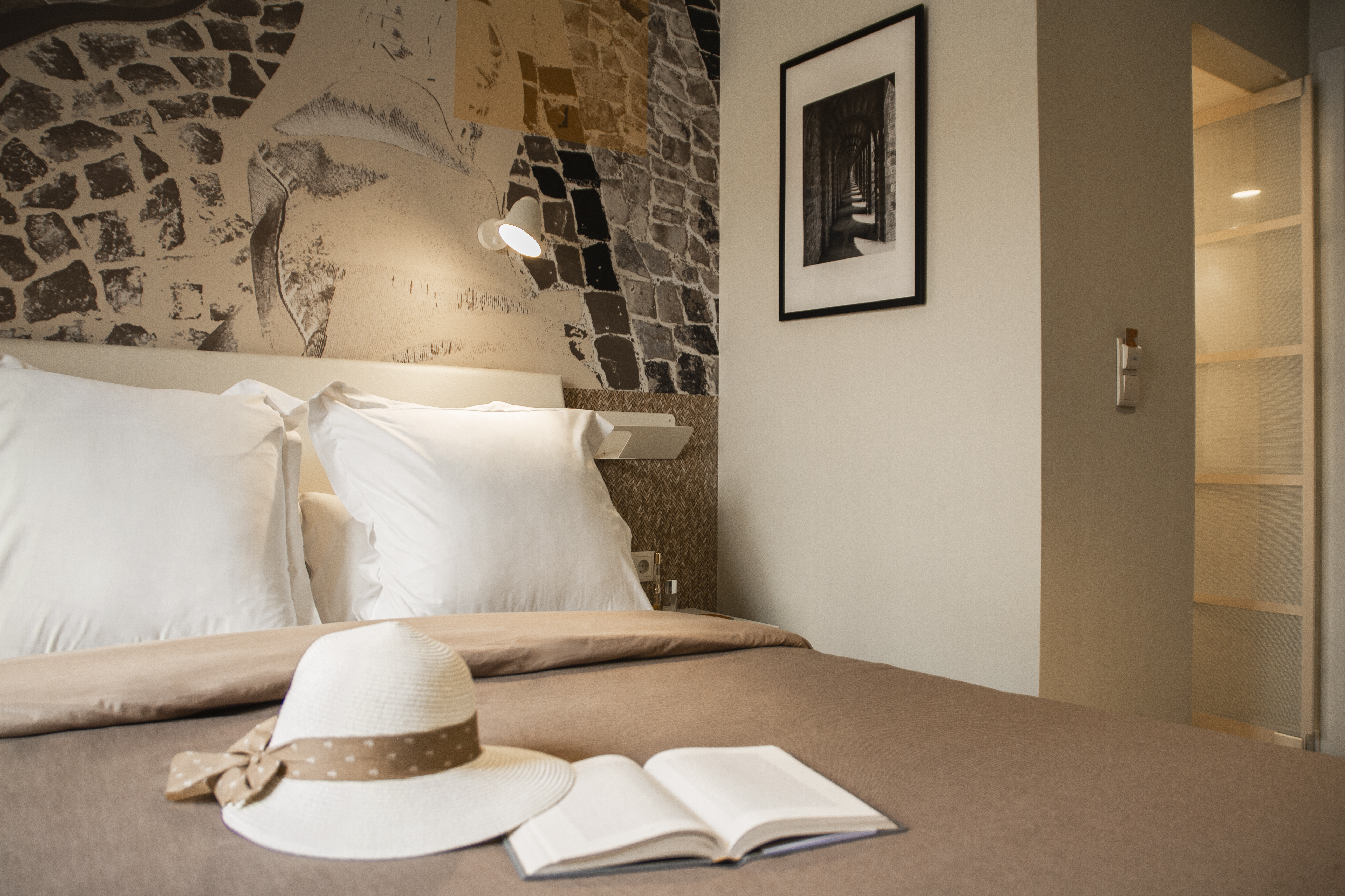 Double or Twin Standard