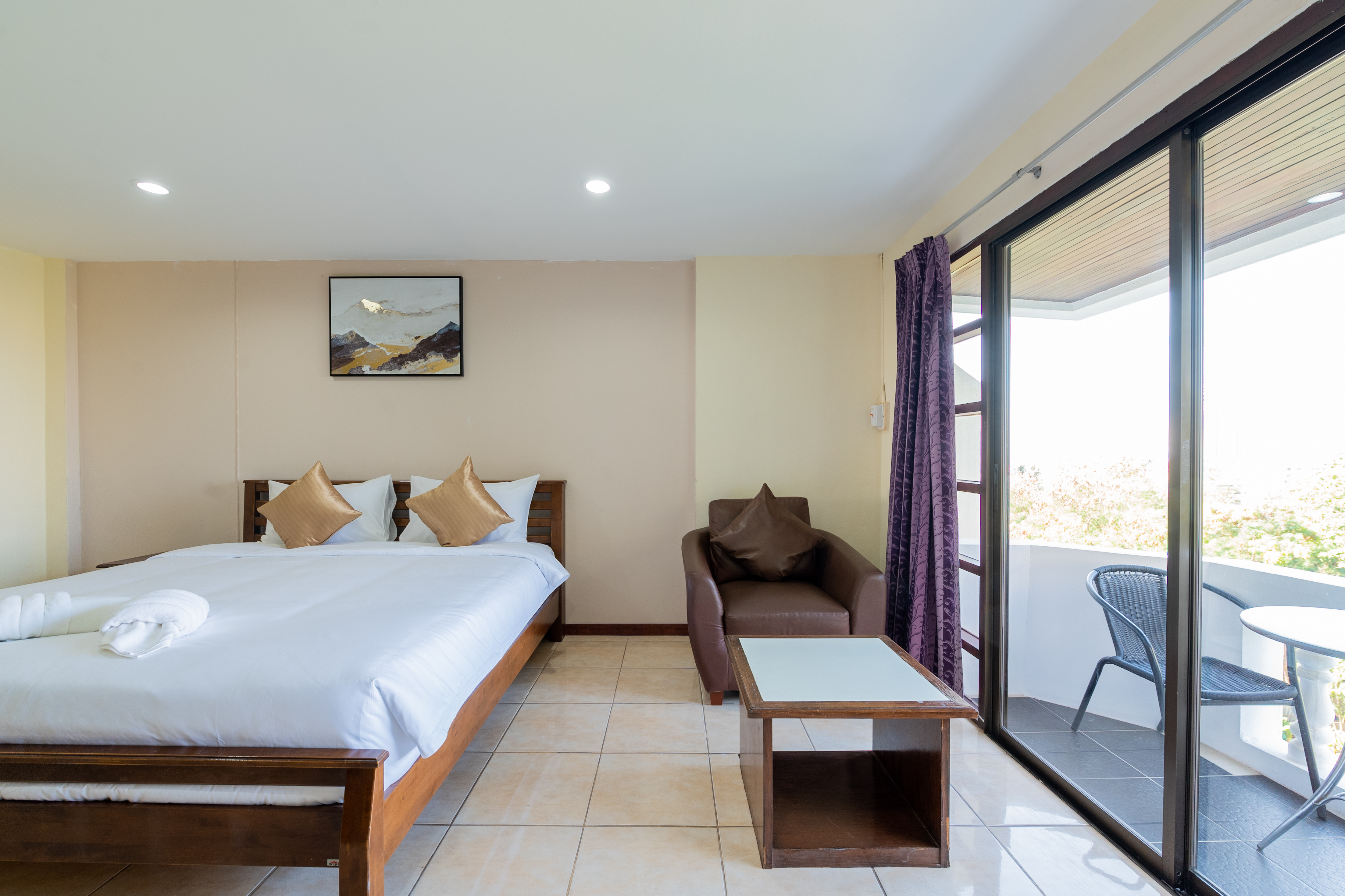 Double Superior King Bed