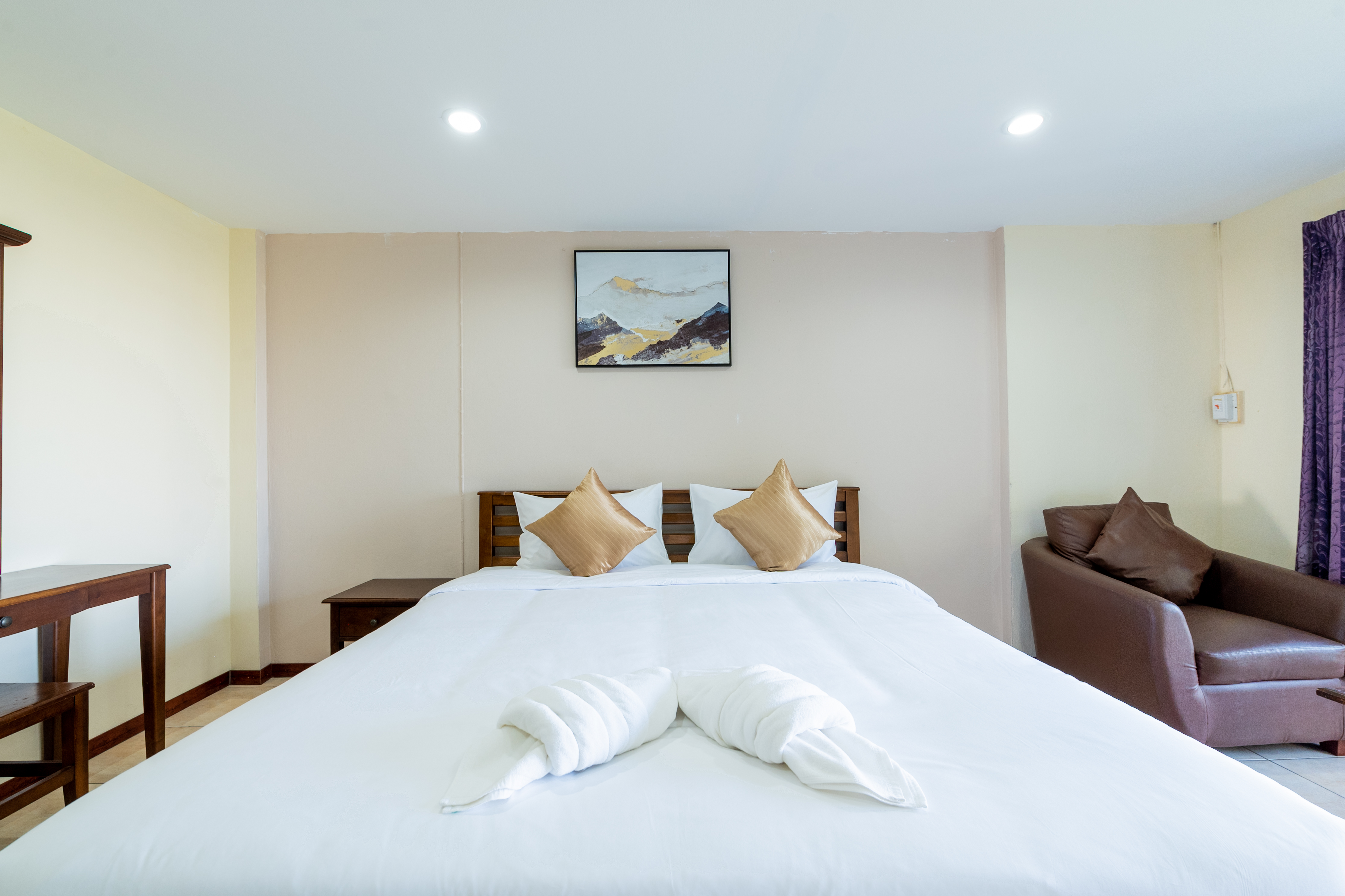 Double Superior King Bed