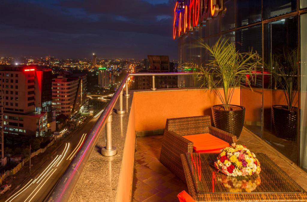 Double Capacity 2 One Bedroom