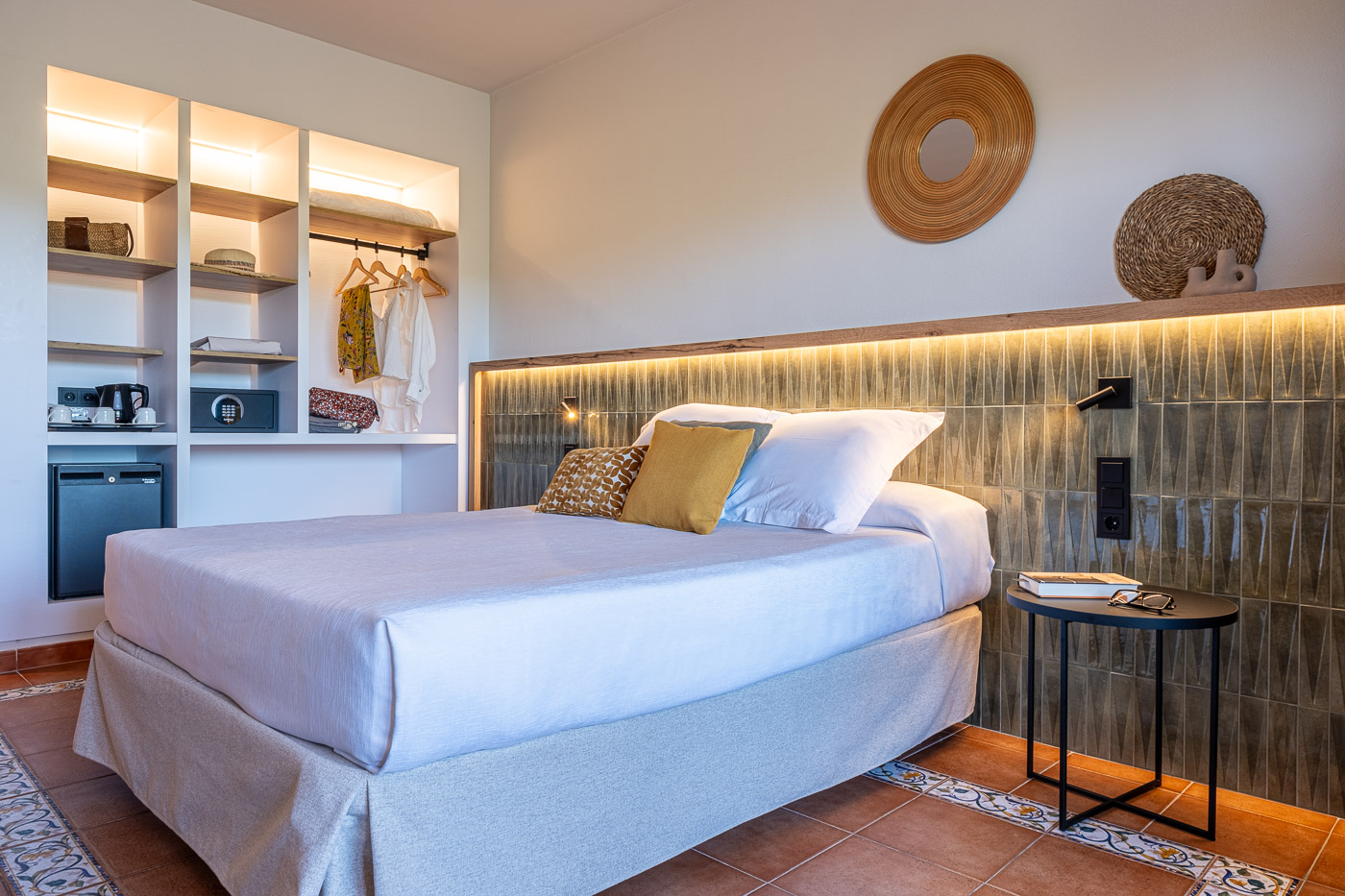 Double or Twin Standard