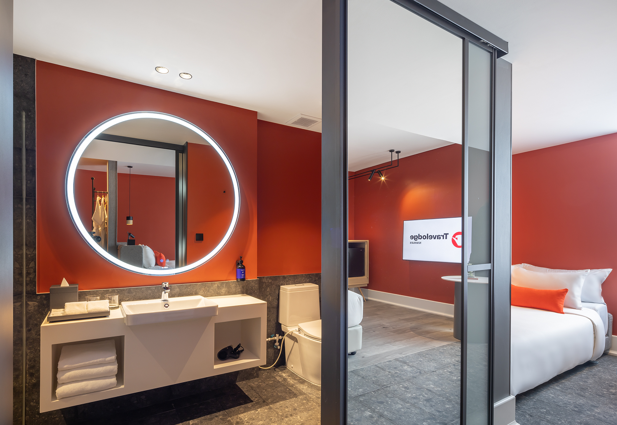 Family Room Capacity 3