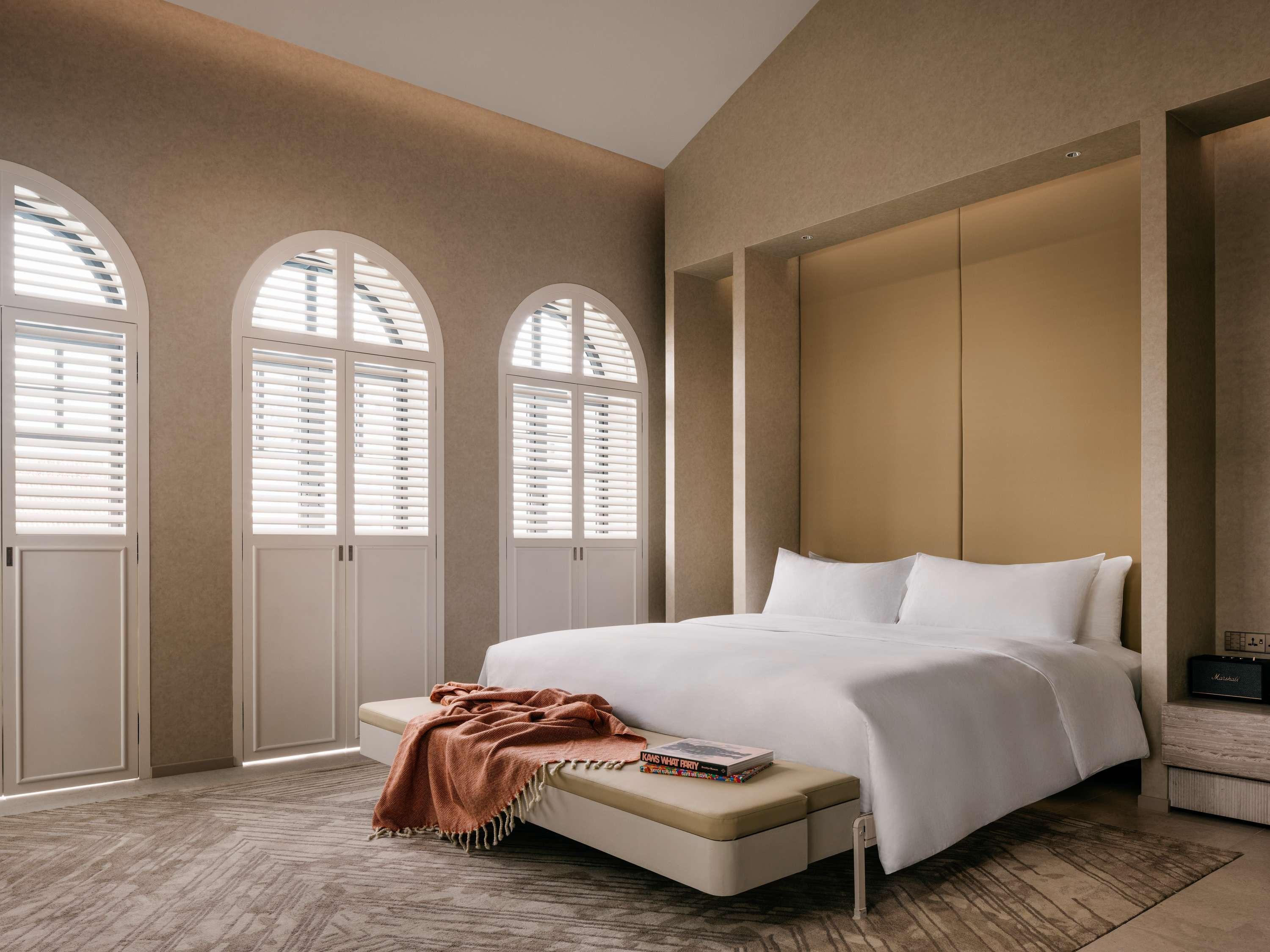 Double Executive King Bed