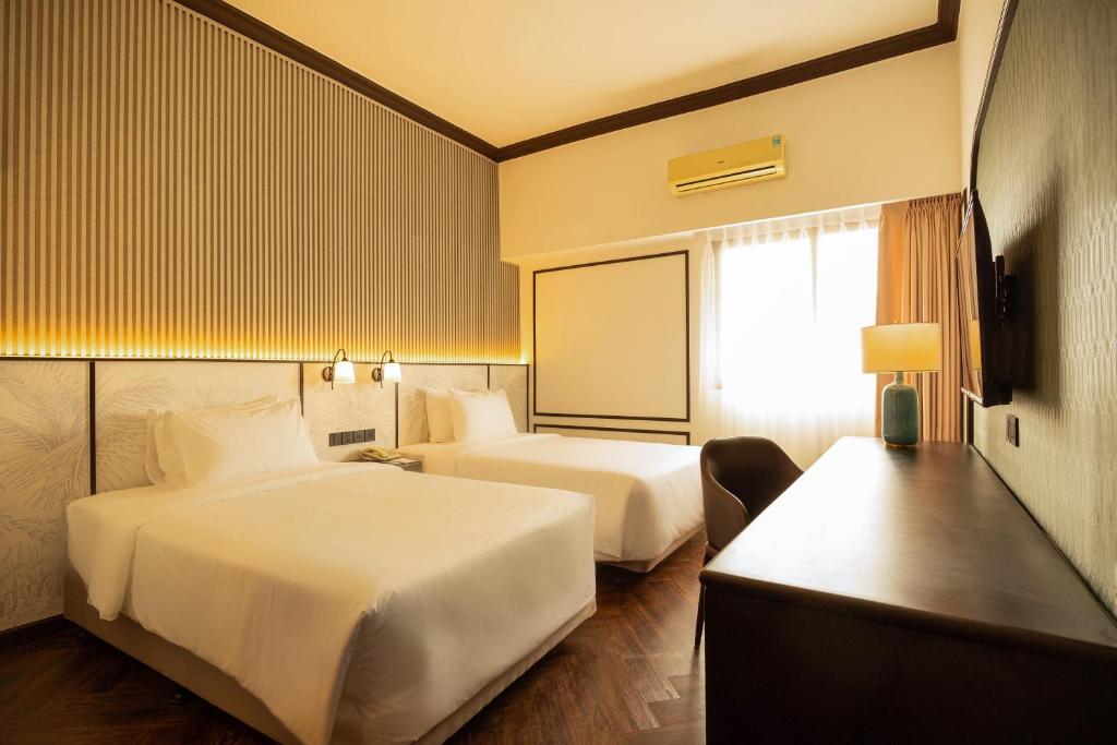 Double or Twin Executive