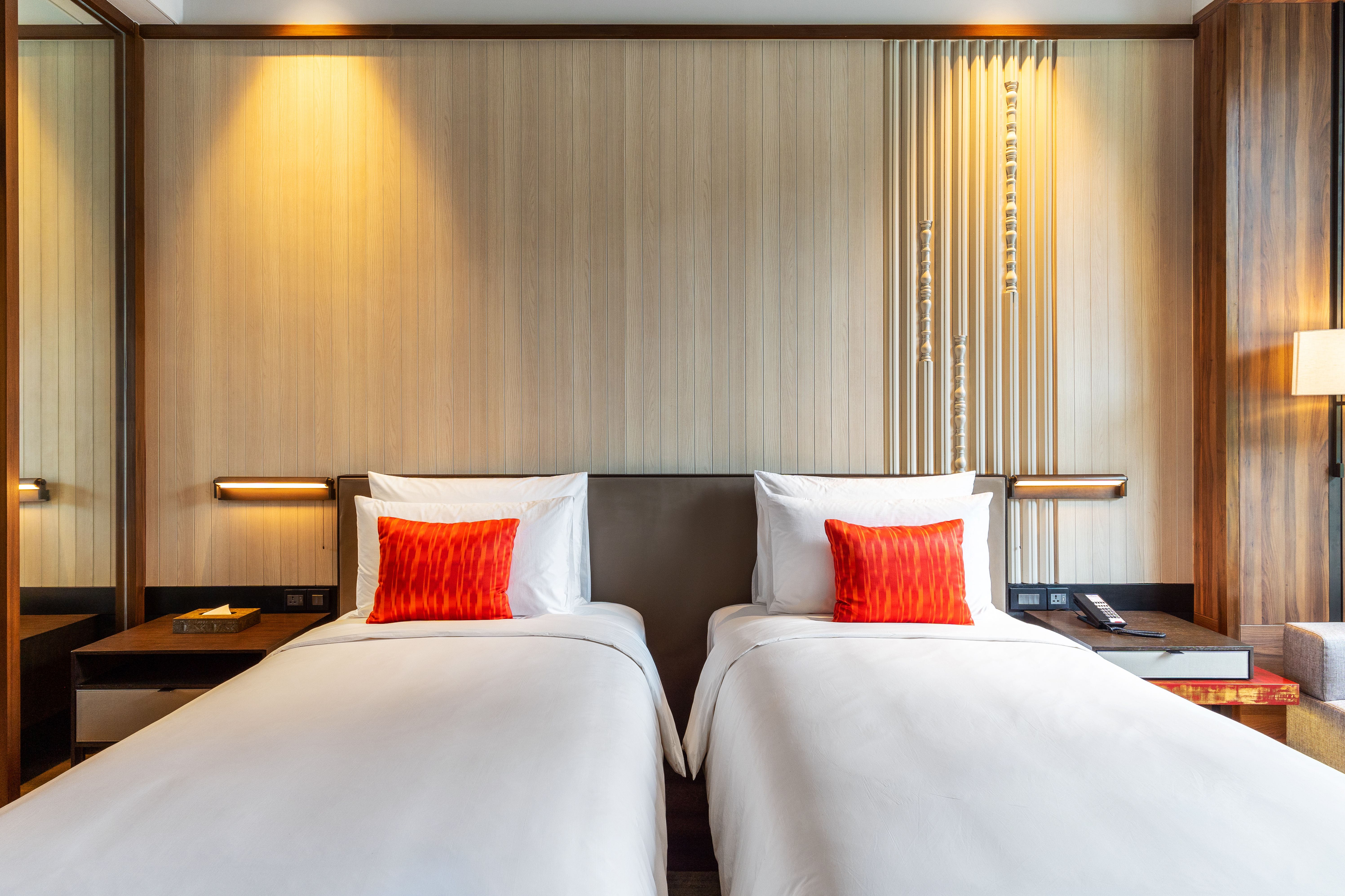 Twin Deluxe Pool View