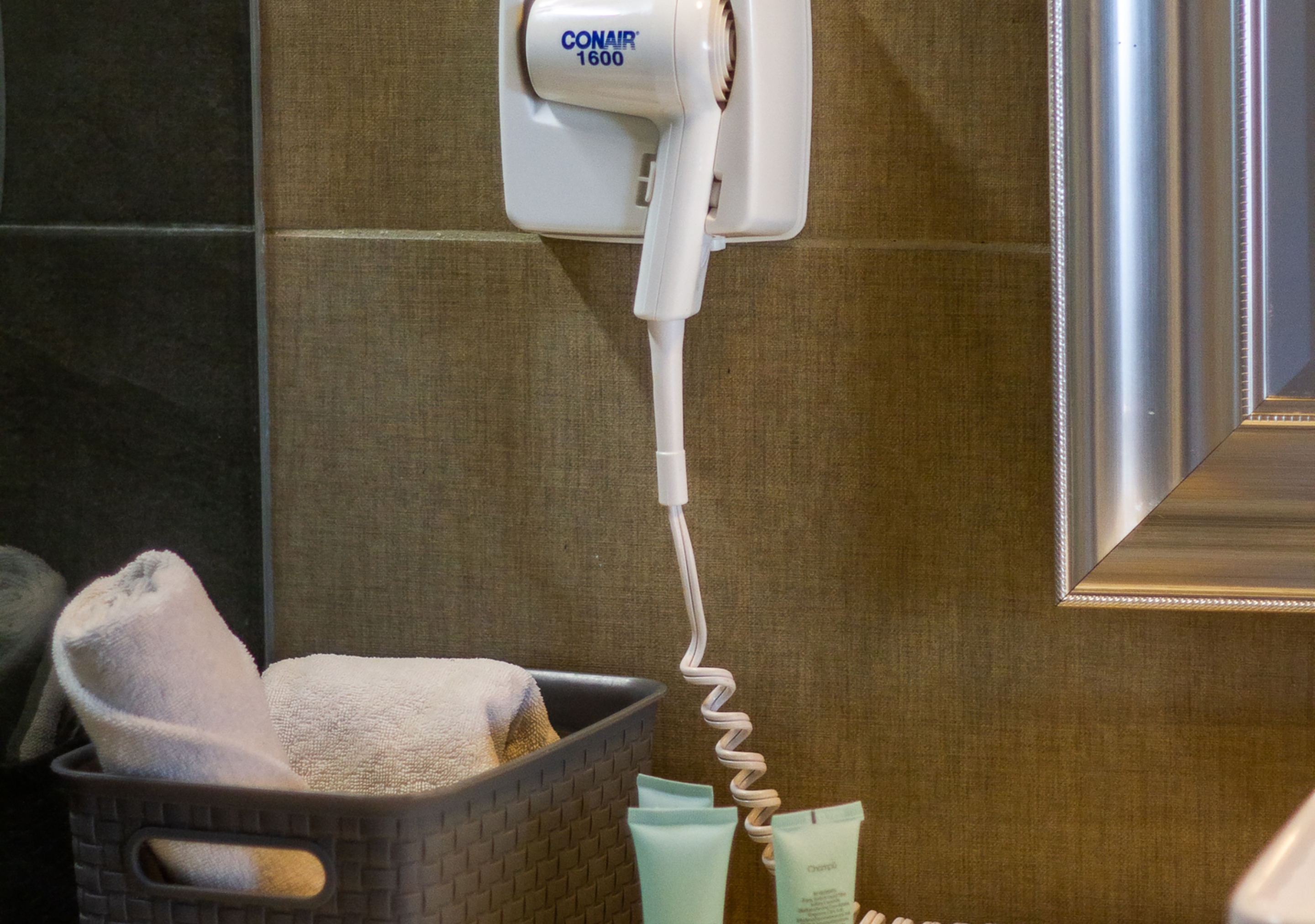 Triple Queen Size Bed