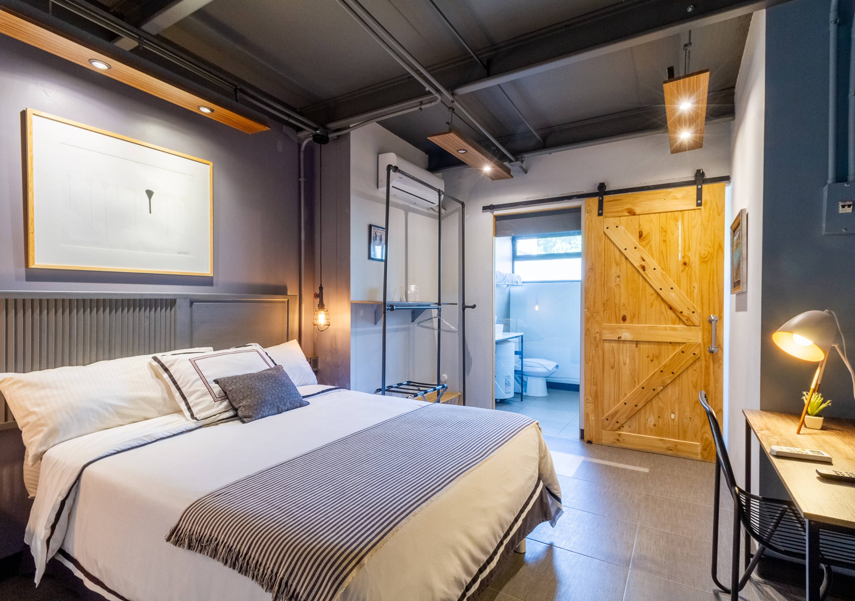 Double Queen Size Bed