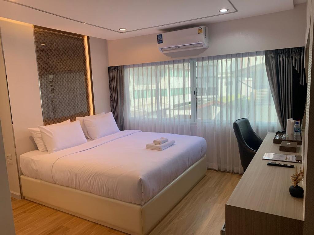 Family Room Deluxe Two Bedroom