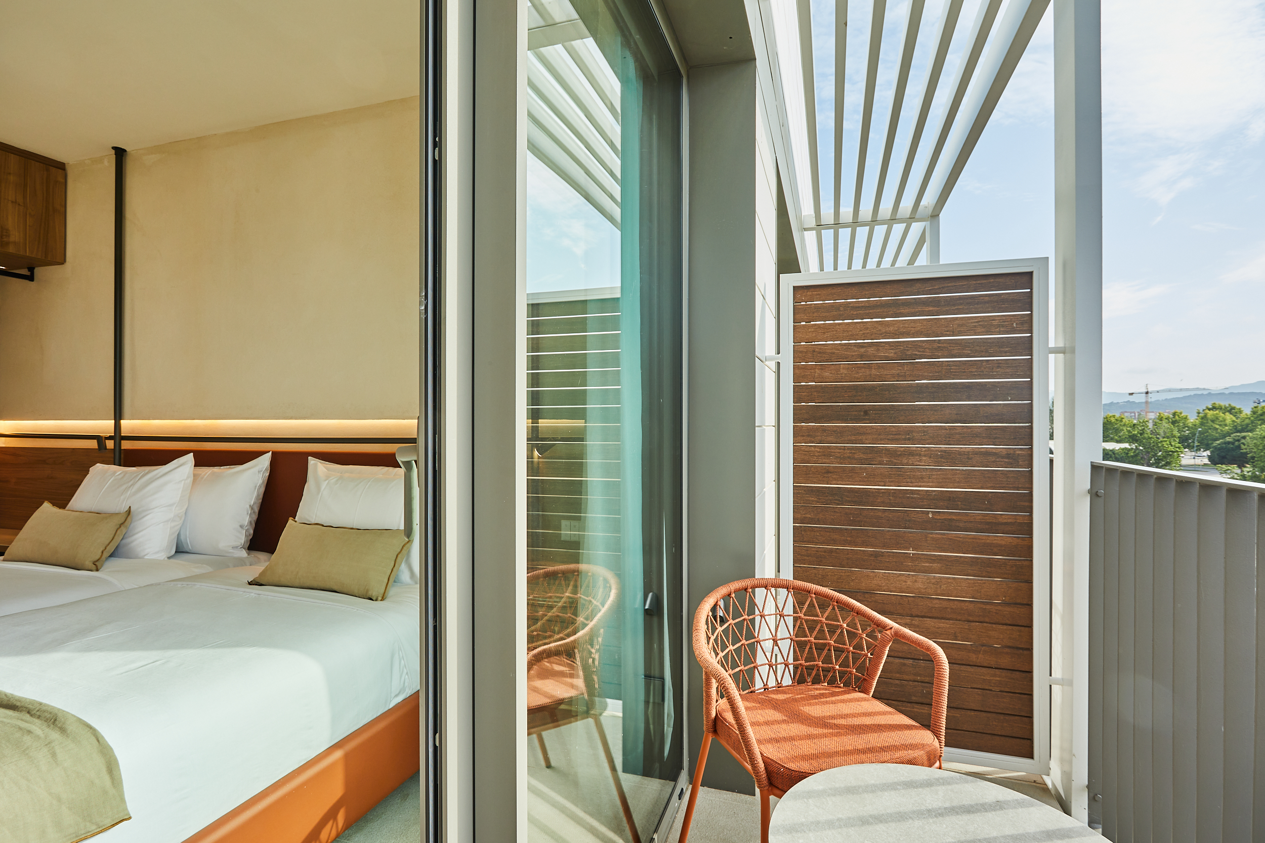 Double or Twin Standard