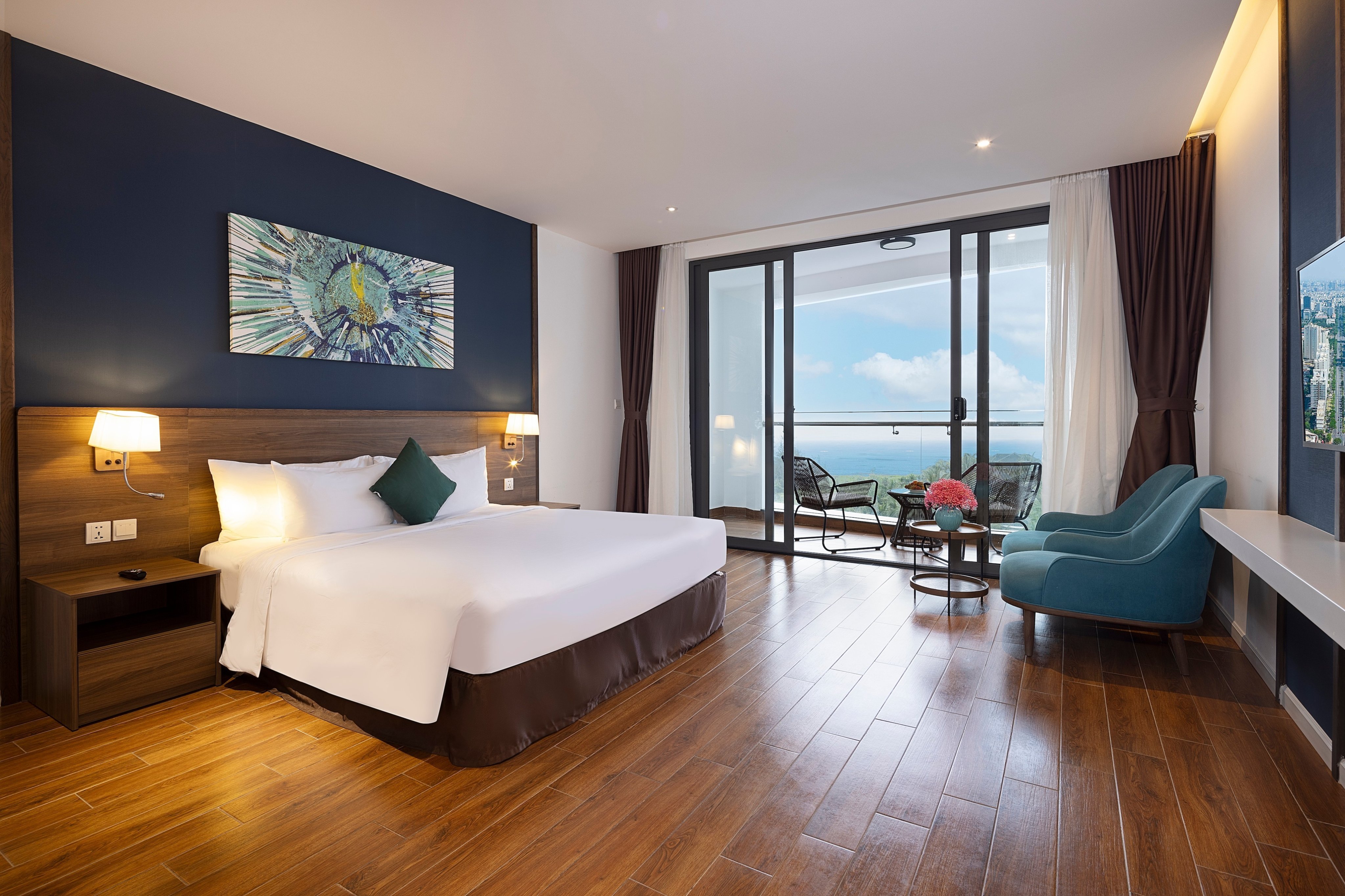 Double or Twin Deluxe