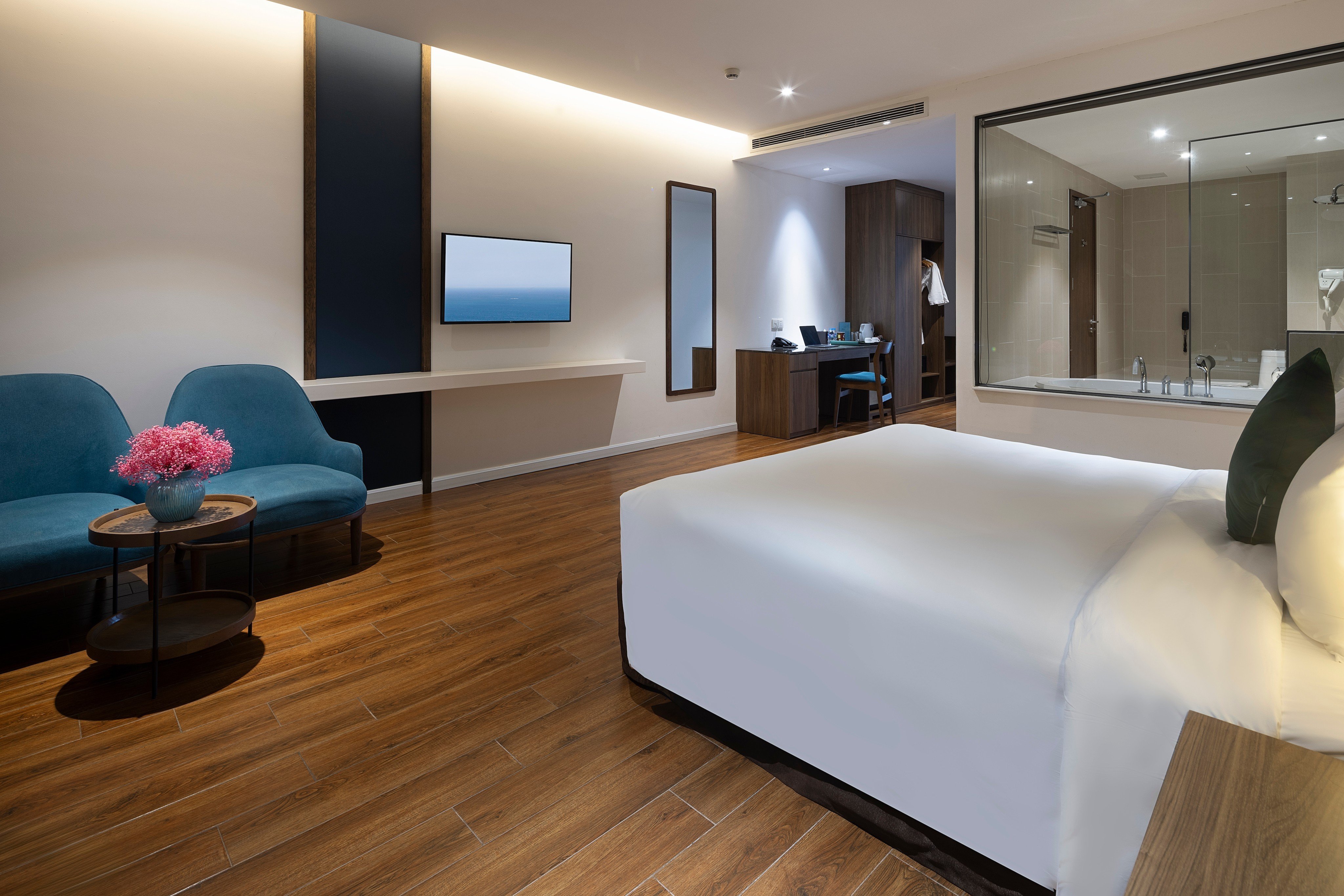 Double or Twin Deluxe