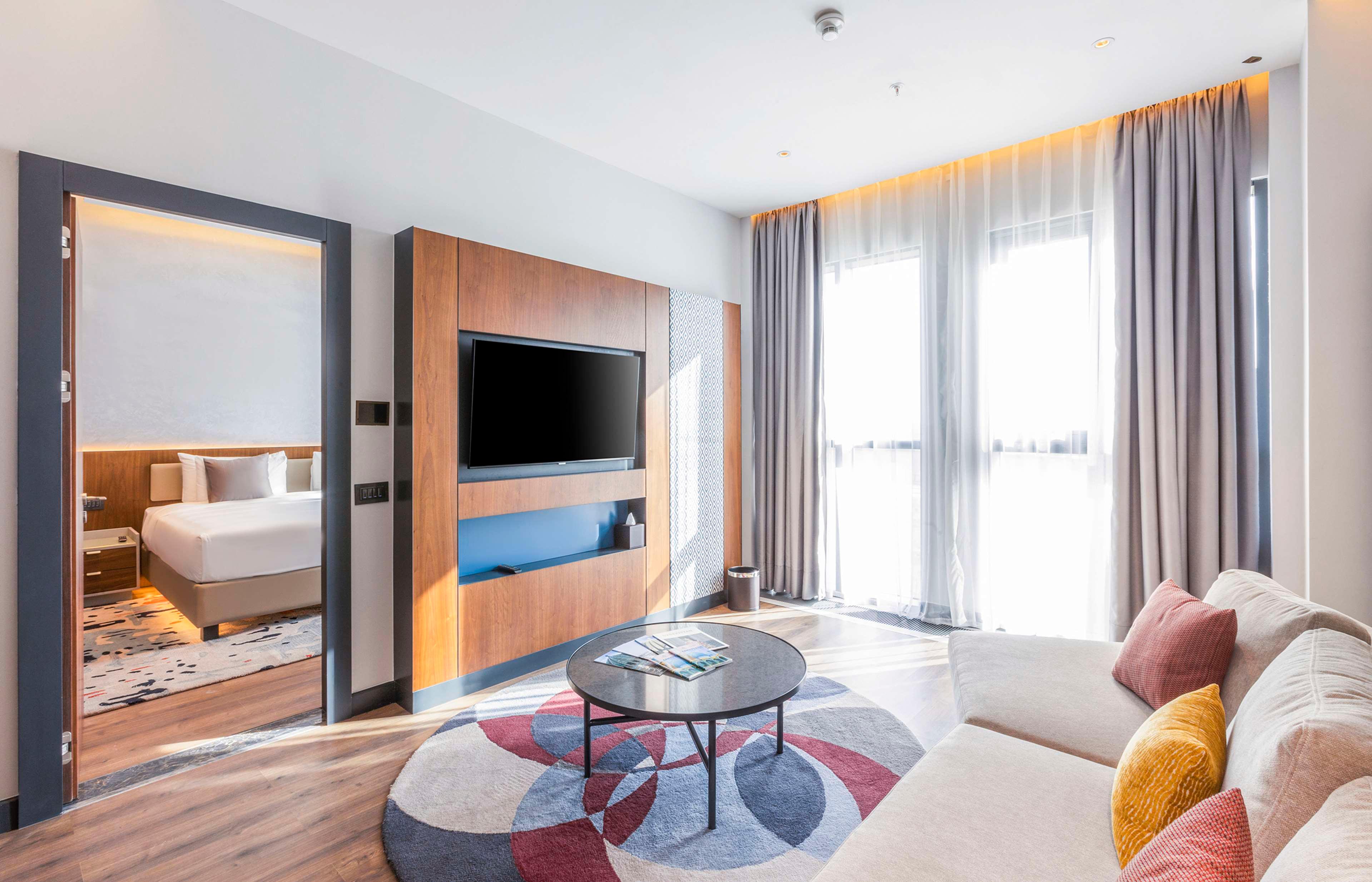 Suite King Bed One Bedroom 