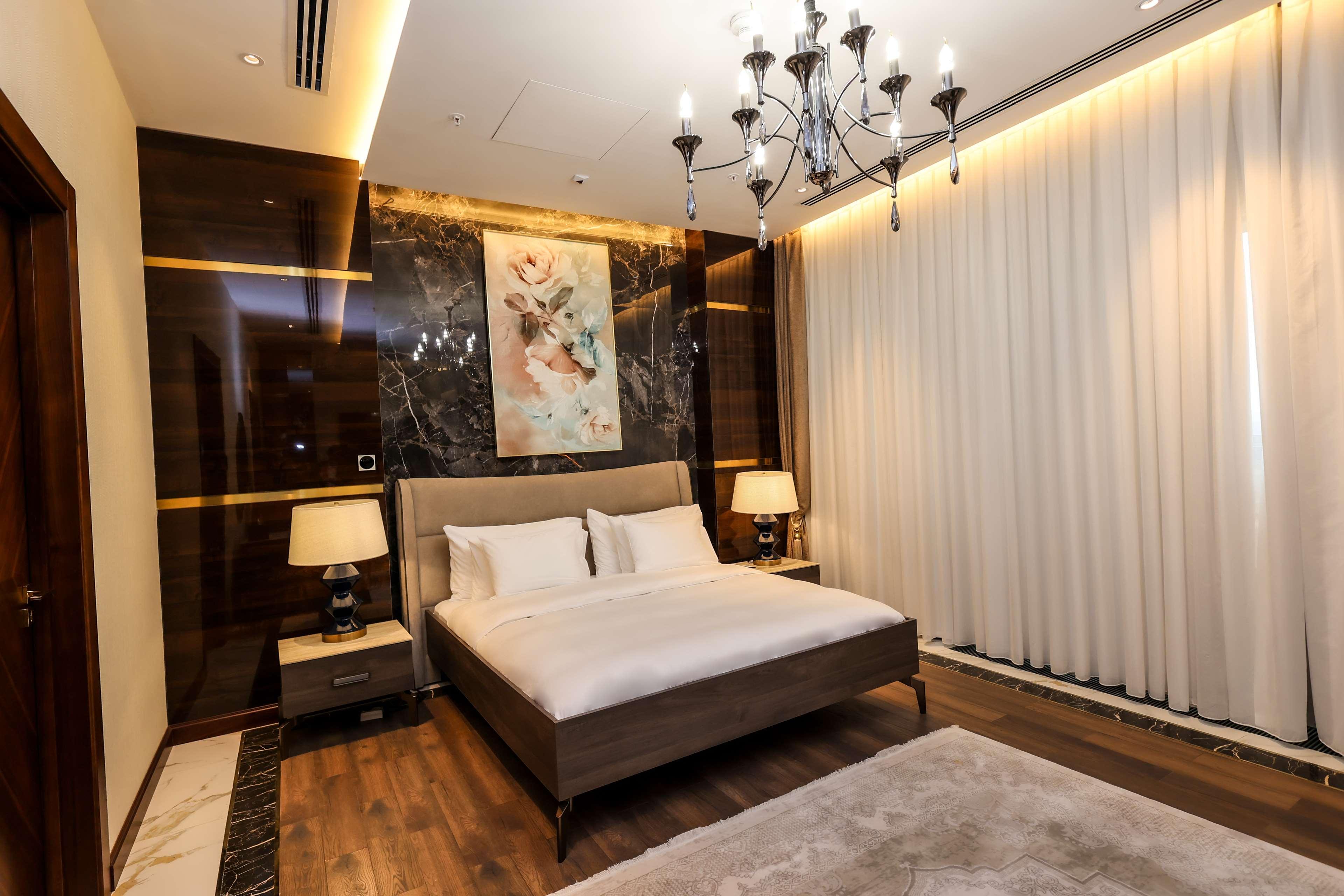 Suite King Bed One Bedroom 