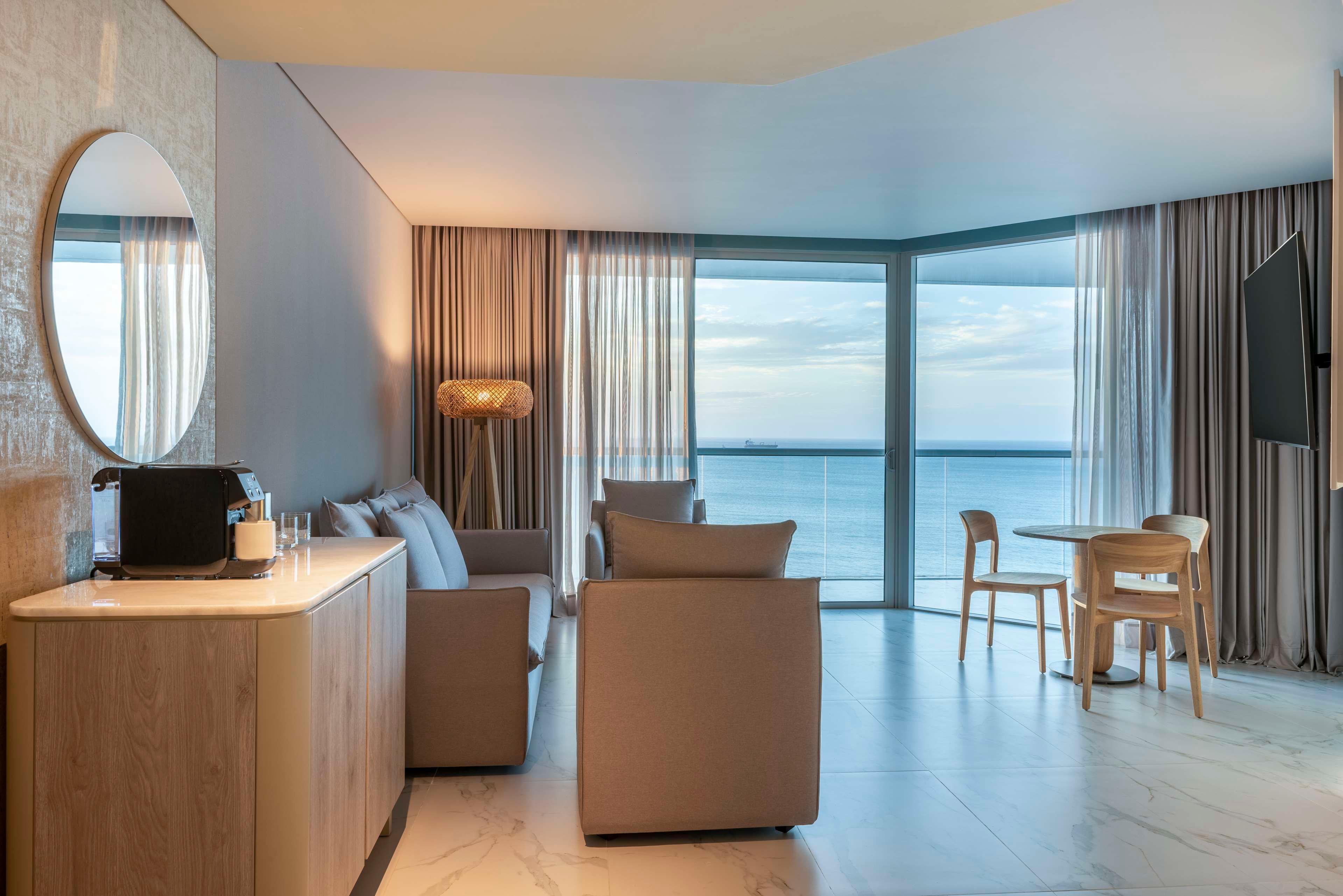 Suite Ocean Front