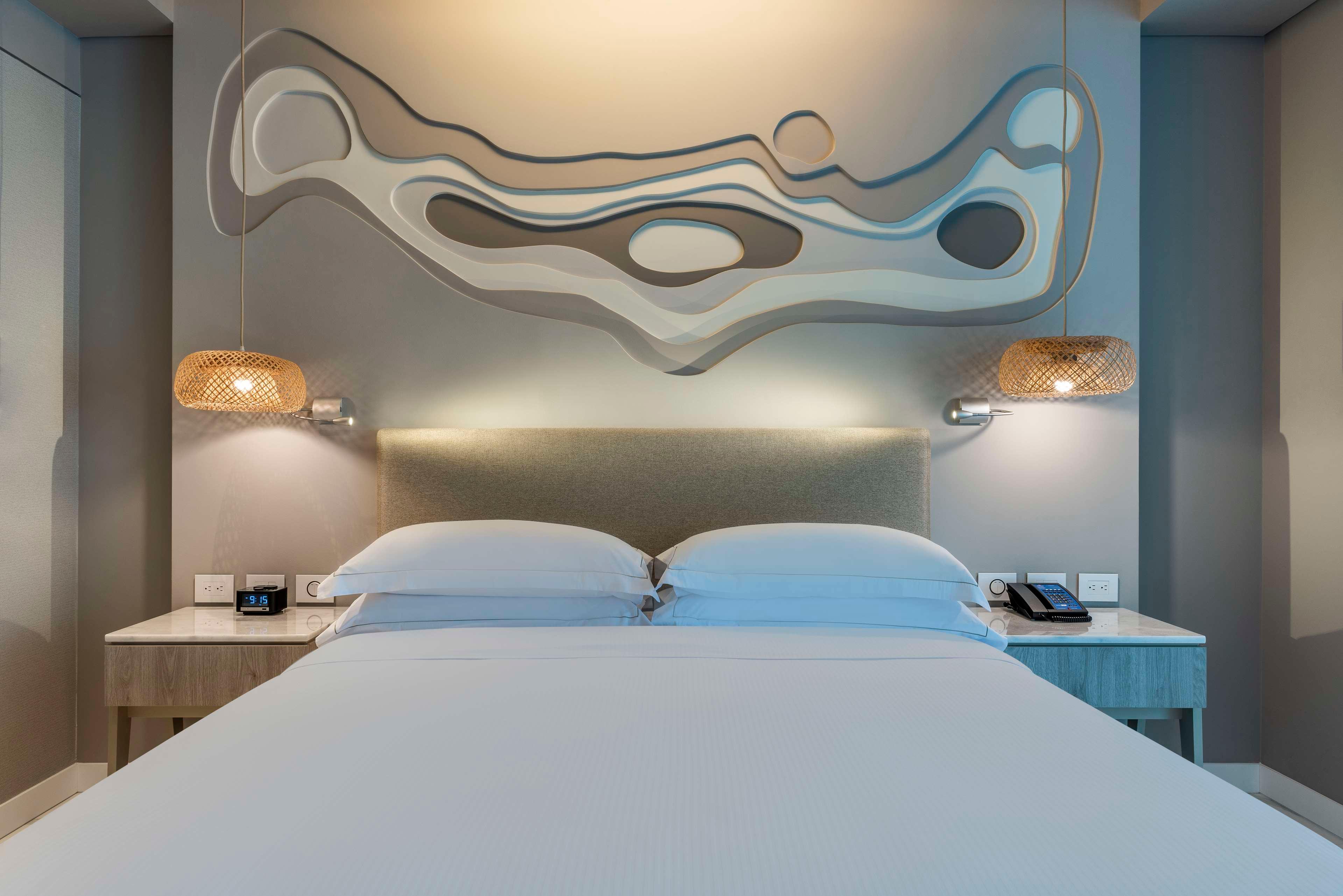 Double Ocean View King Bed